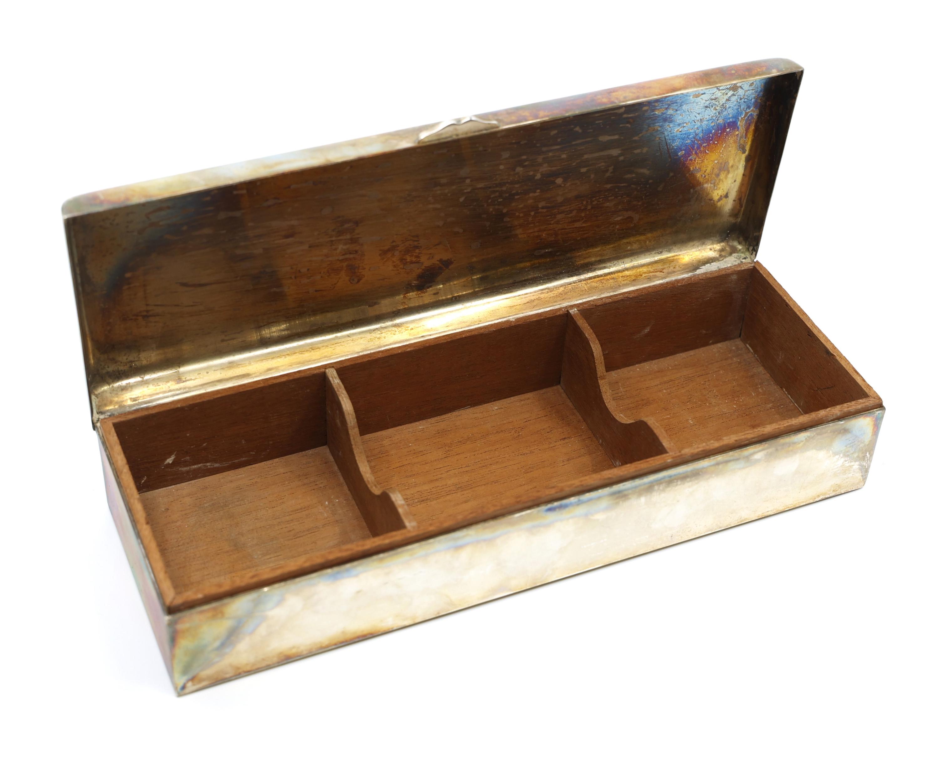 SILVERPLATE PRESENTATION DRESSER BOX - NAMED