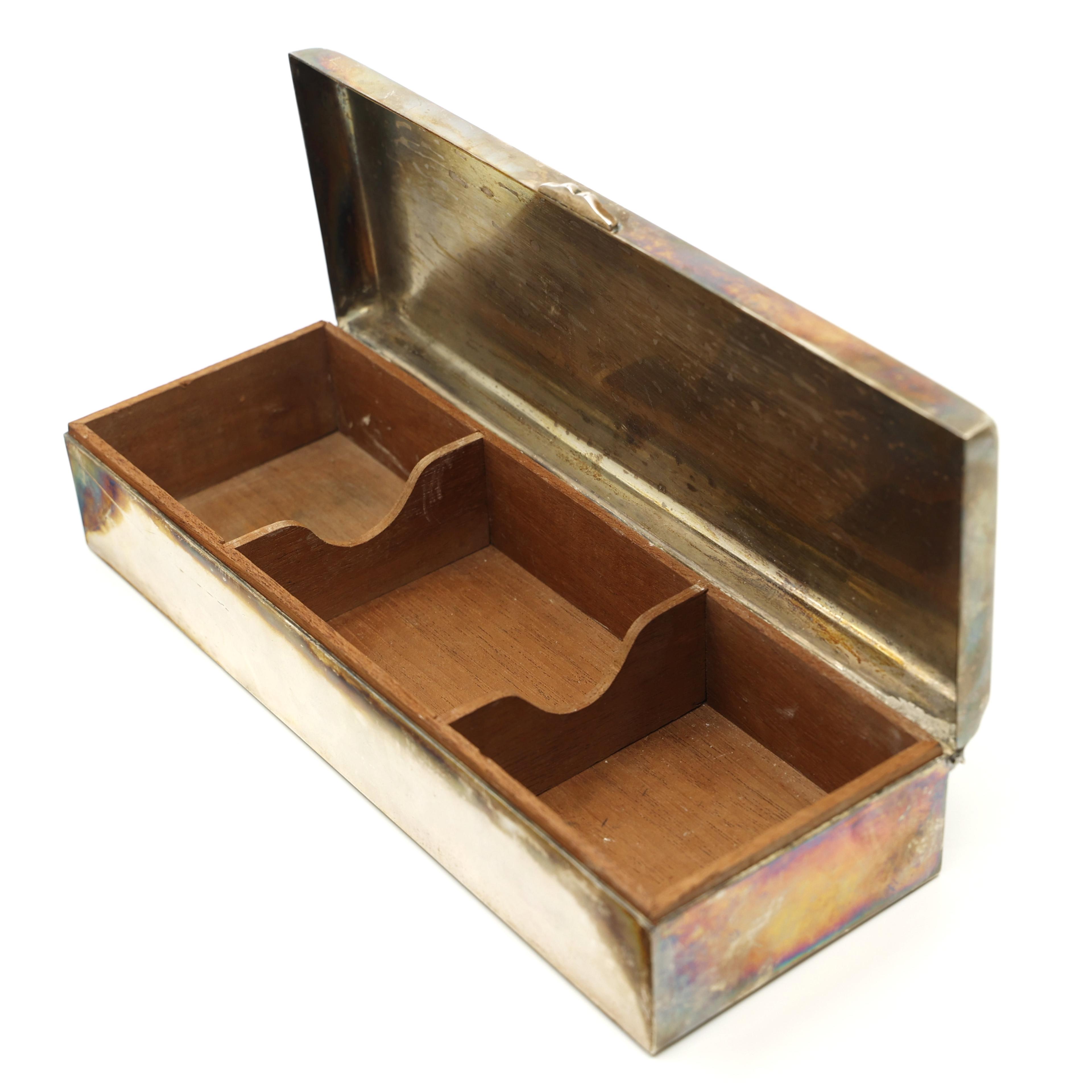 SILVERPLATE PRESENTATION DRESSER BOX - NAMED