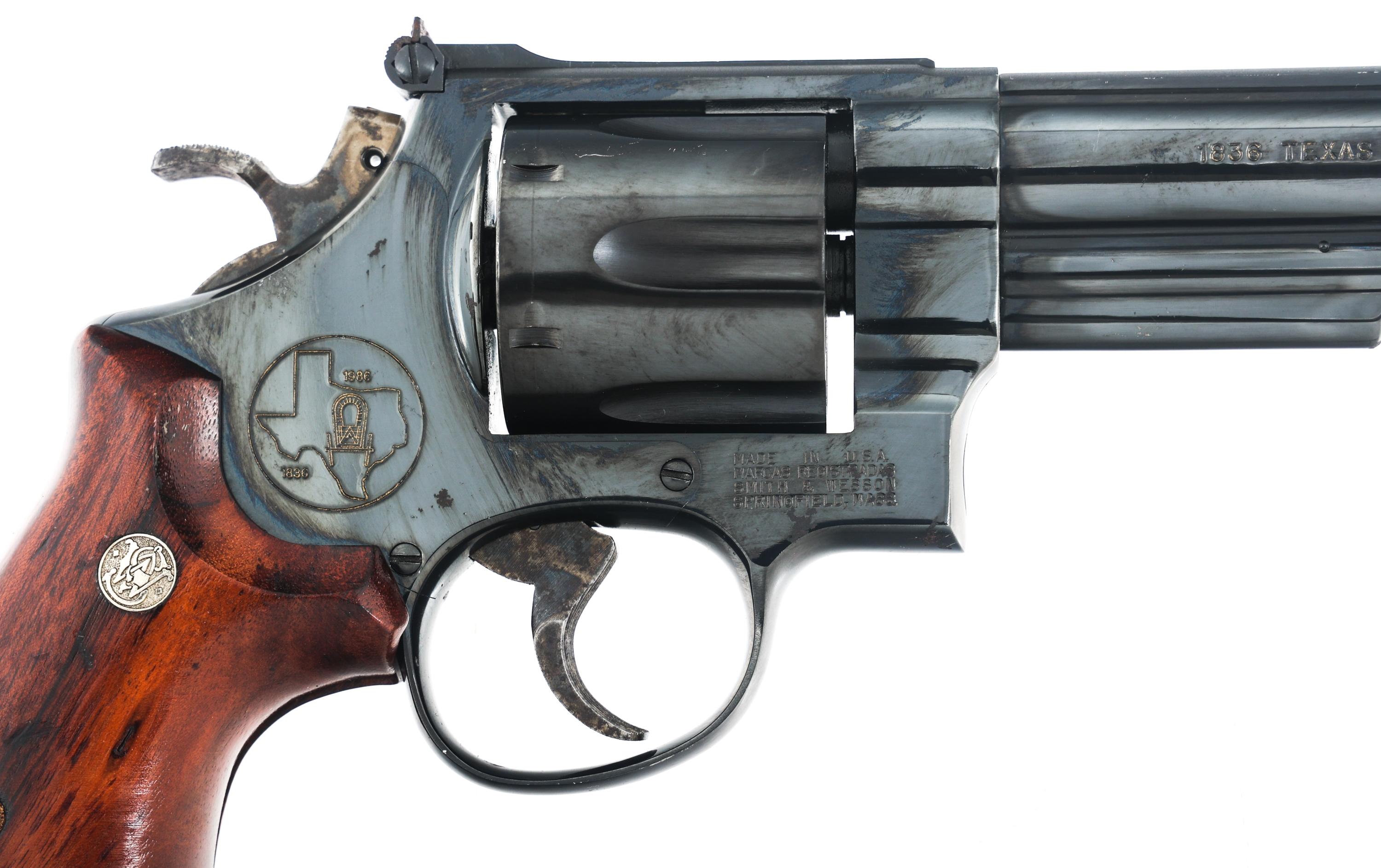 SMITH & WESSON MODEL 544 .44-40 CALIBER REVOLVER