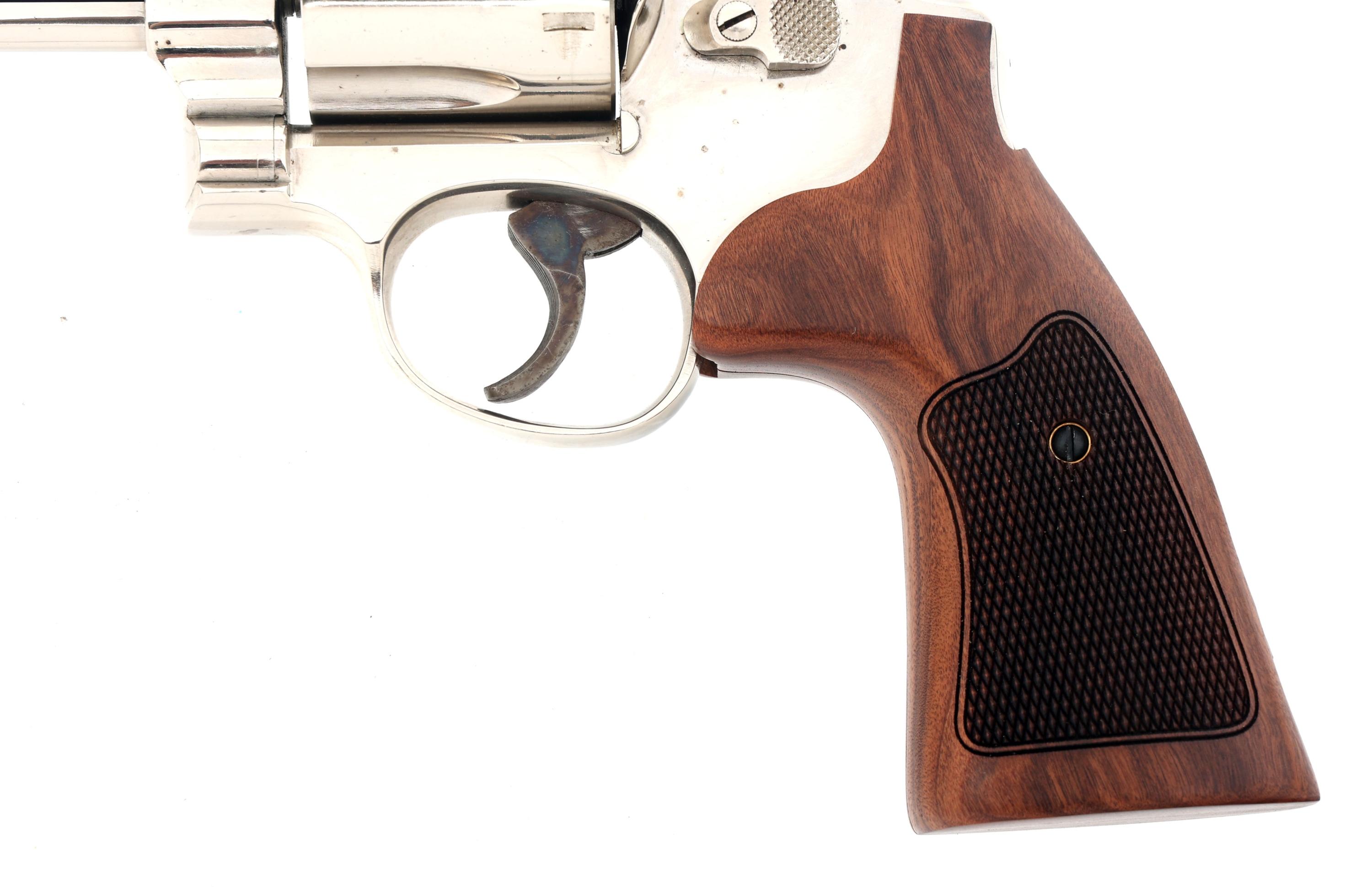 SMITH & WESSON MODEL 57 .41 MAG CAL DA REVOLVER