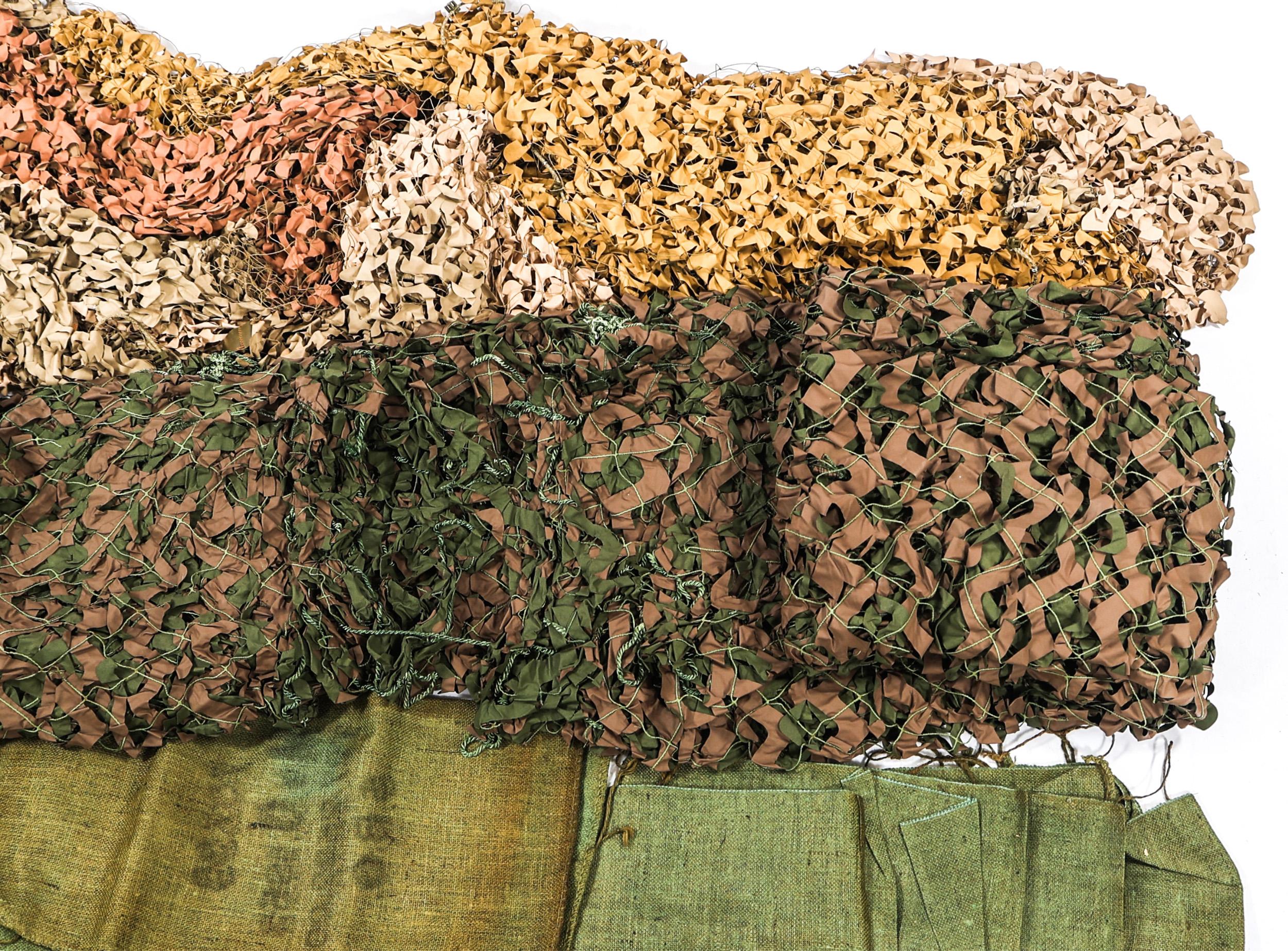 KOREAN WAR - CURRENT US ARMY SANDBAGS & CAMO NET