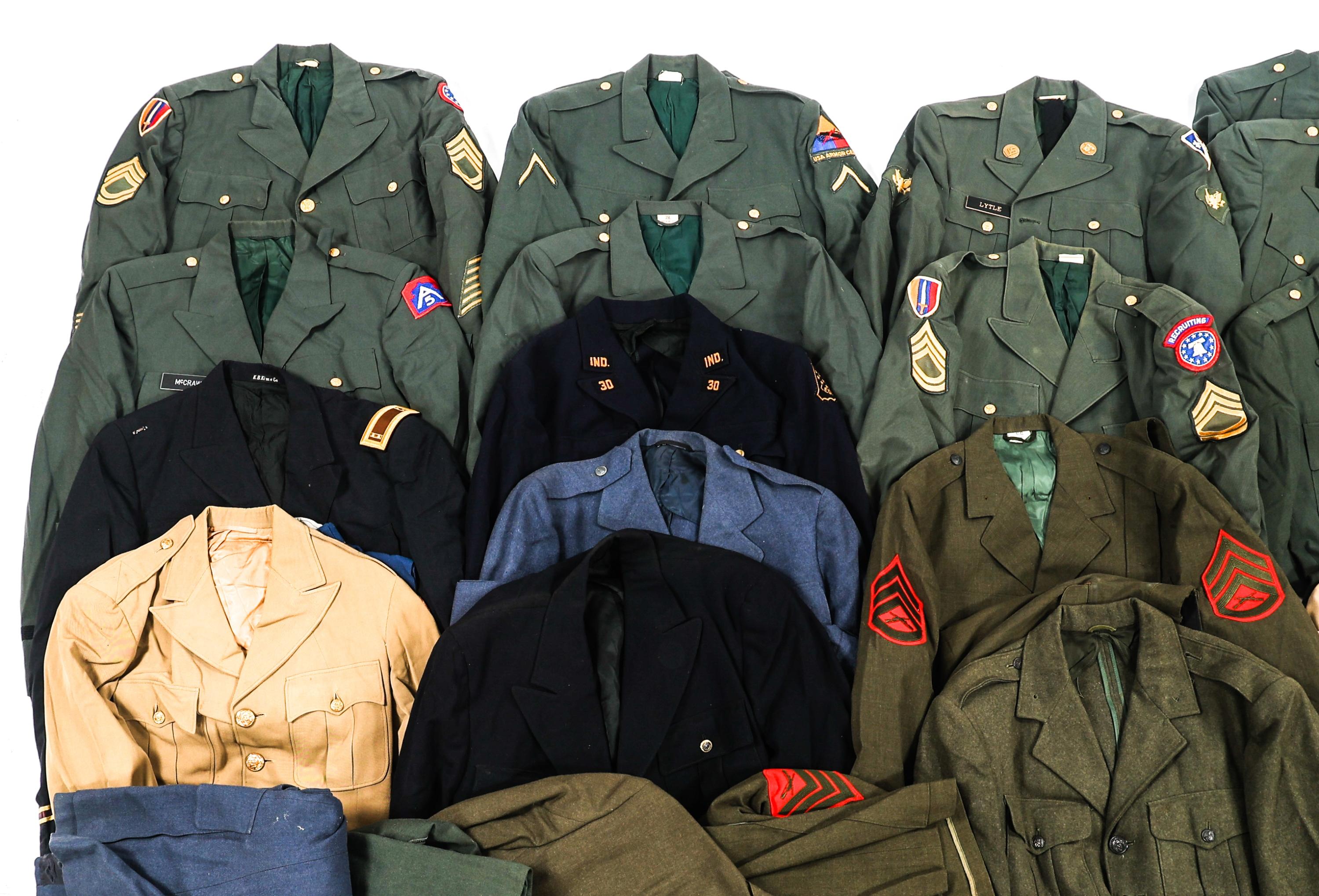COLD WAR US ARMED FORCES & VETERAN SERVICE TUNICS
