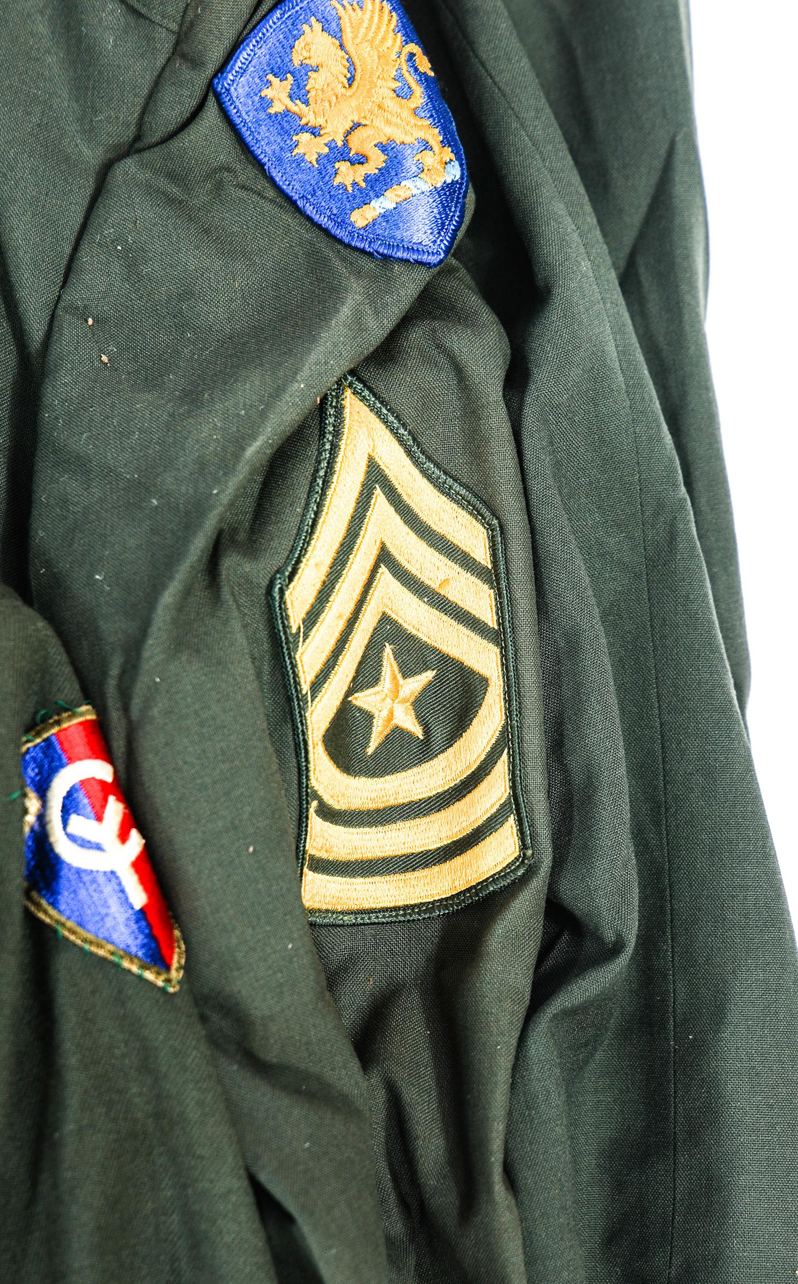 COLD WAR US ARMED FORCES & VETERAN SERVICE TUNICS