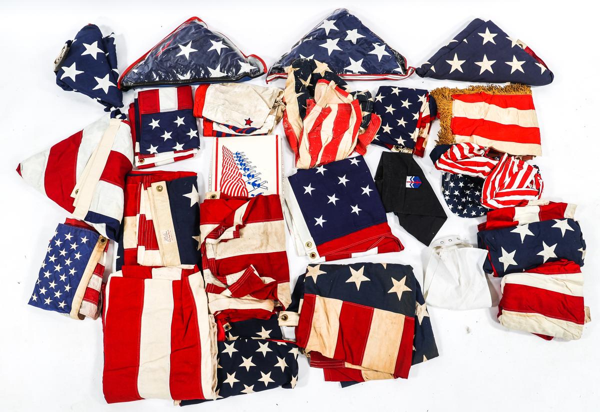 WWII - CURRENT AMERICAN FLAGS 48 & 50 STARS