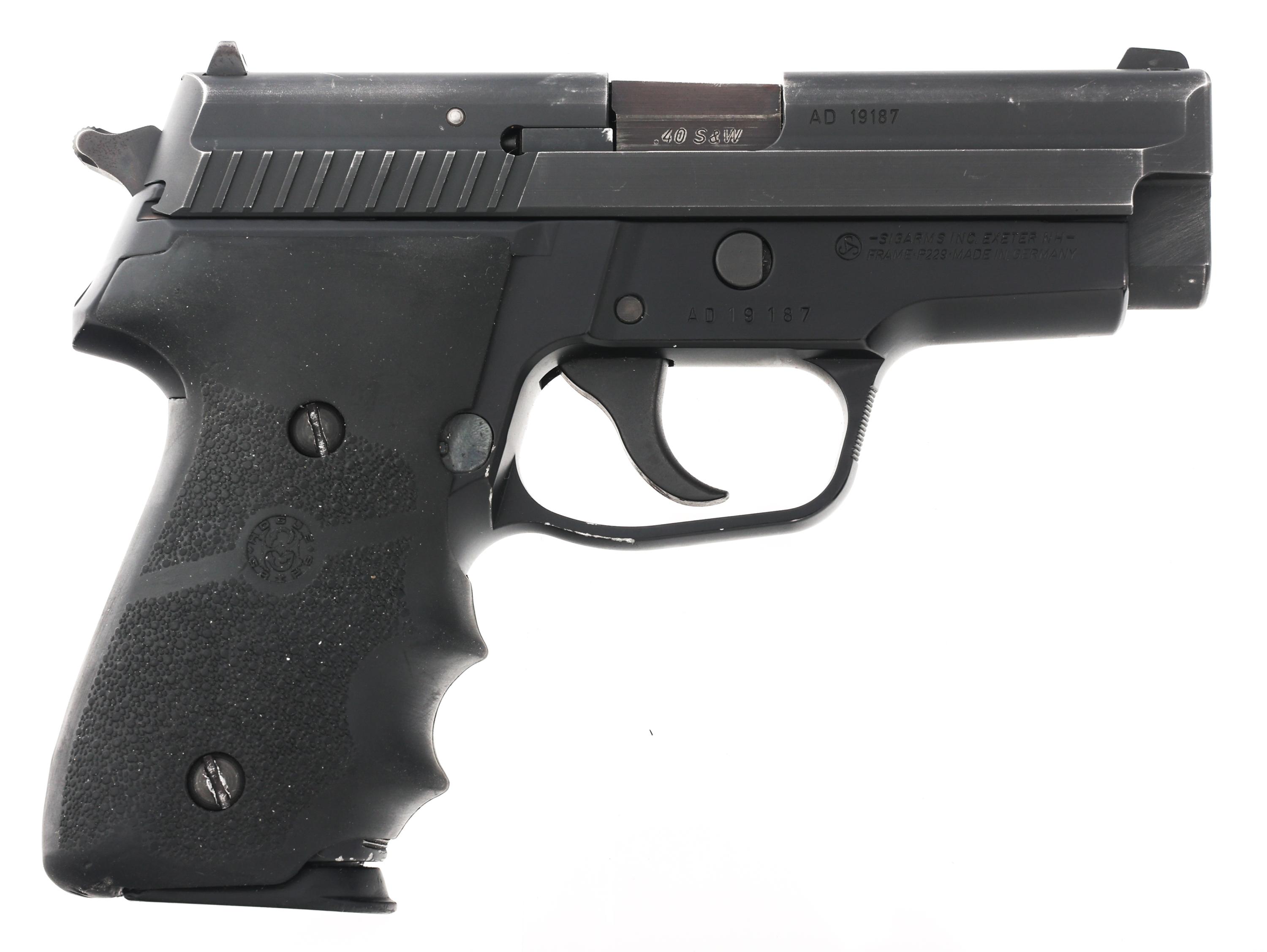 SIG SAUER MODEL P229 .40 CALIBER SEMI AUTO PISTOL
