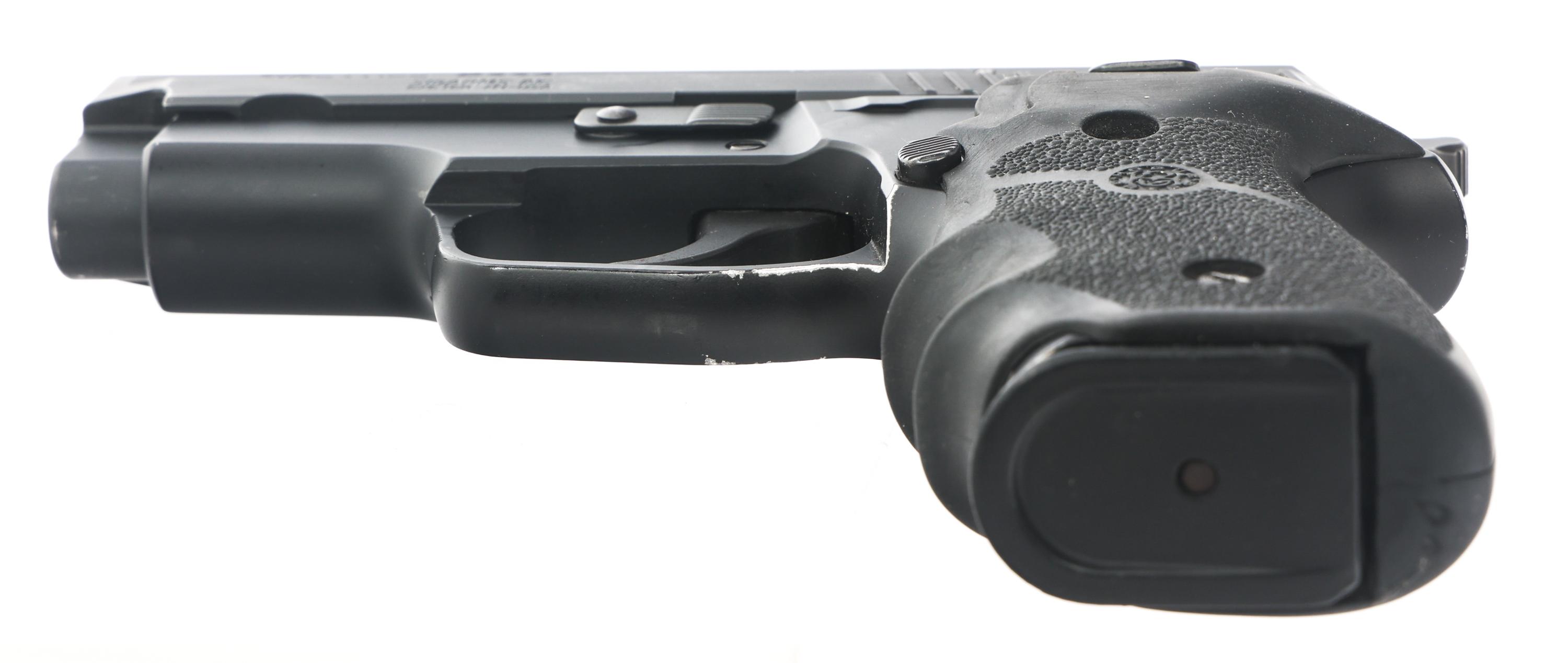 SIG SAUER MODEL P229 .40 CALIBER SEMI AUTO PISTOL