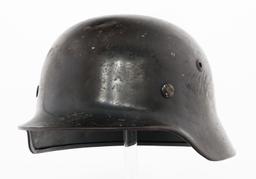 WWII GERMAN M35 COMBAT HELMET