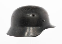 WWII GERMAN M35 COMBAT HELMET