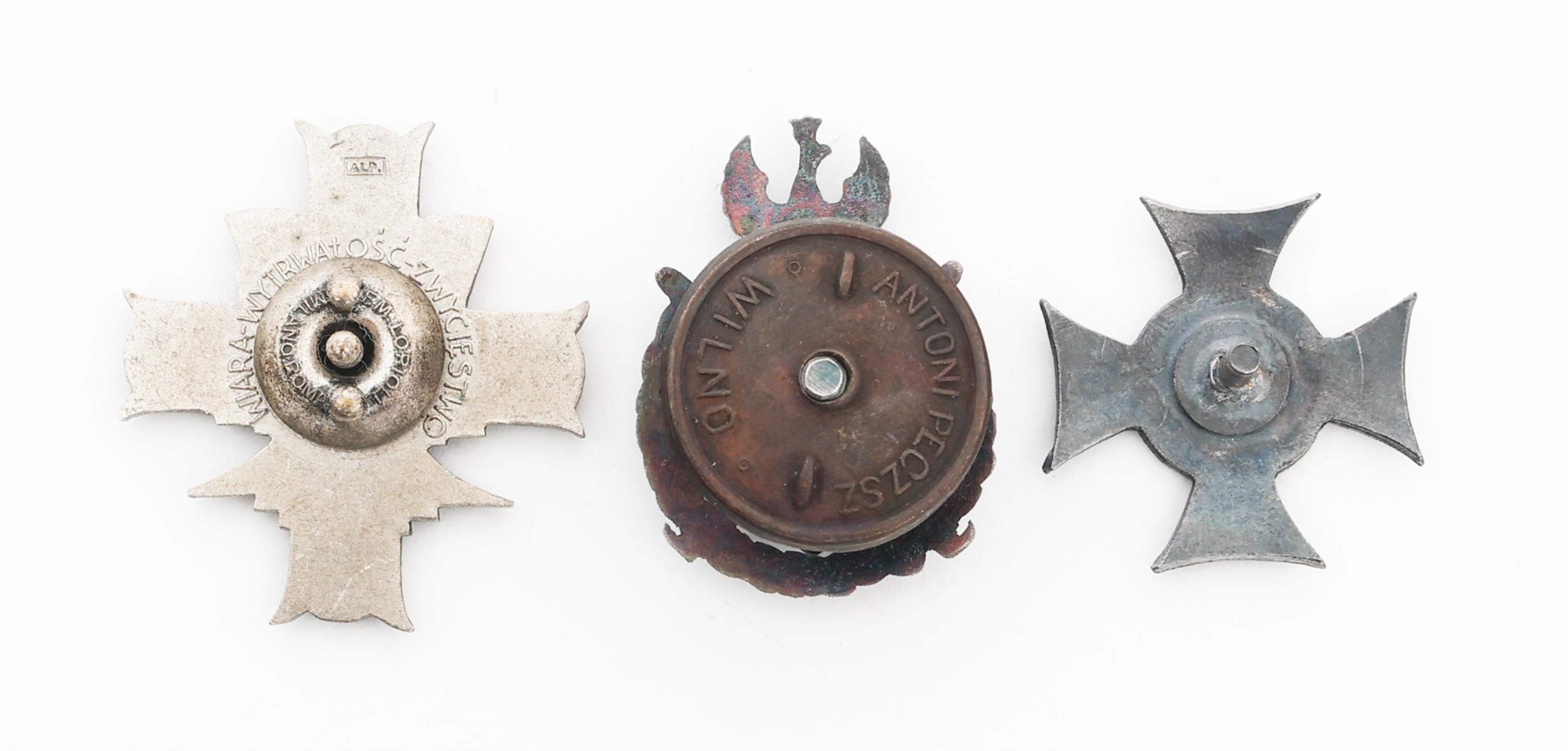 WWII POLISH ARMY CAVALRY & INFANTRY BADGES