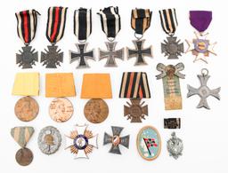 WWI GERMAN IRON CROSS, MEDALS, & BADGES