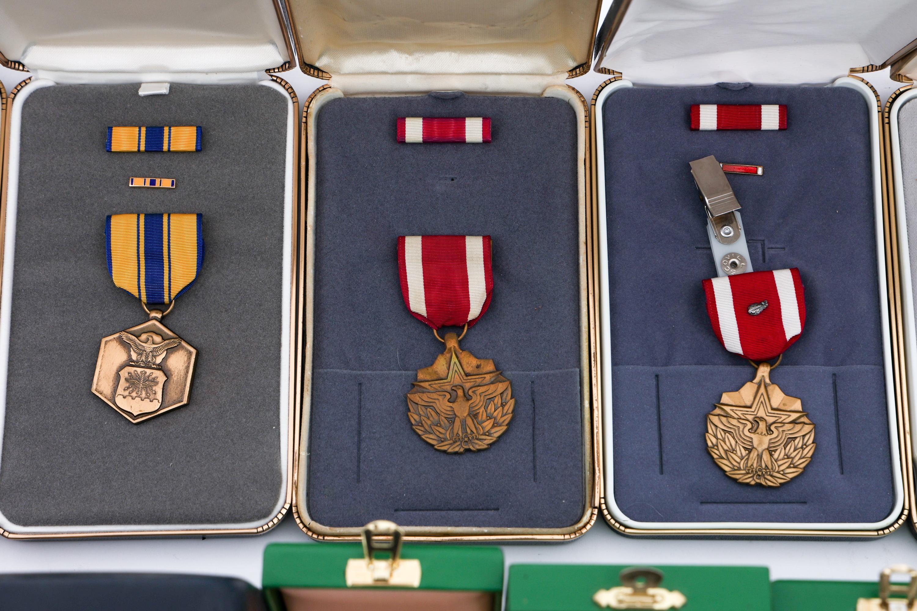 WWII - CURRENT US ARMED FORCES MEDALS