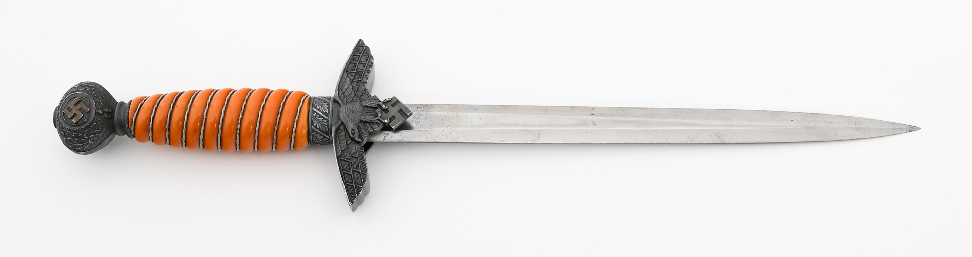 WWII GERMAN LUFTWAFFE 2nd MODEL DAGGER by KLAAS