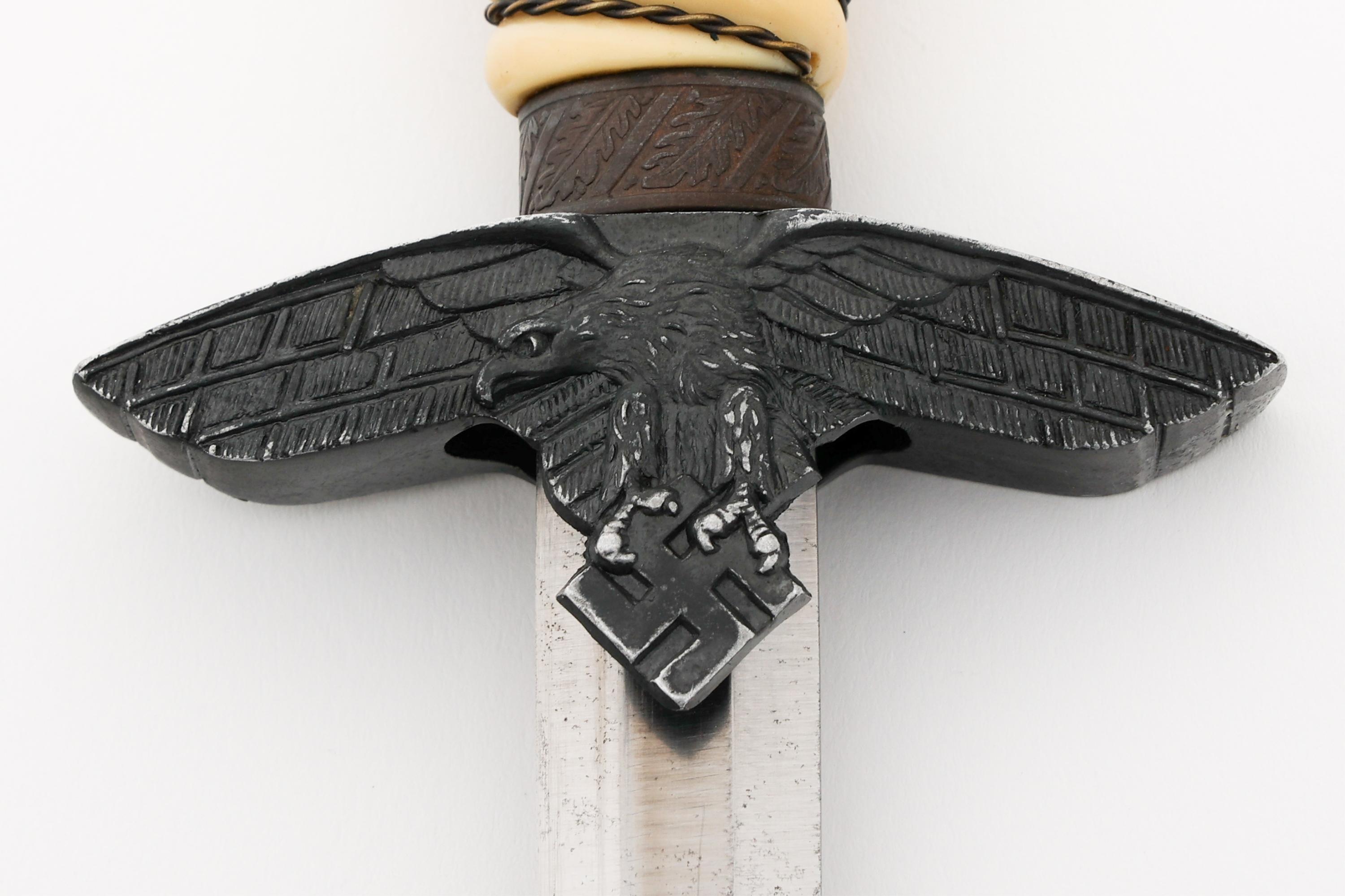 WWII GERMAN LUFTWAFFE 2nd MODEL DRESS DAGGER