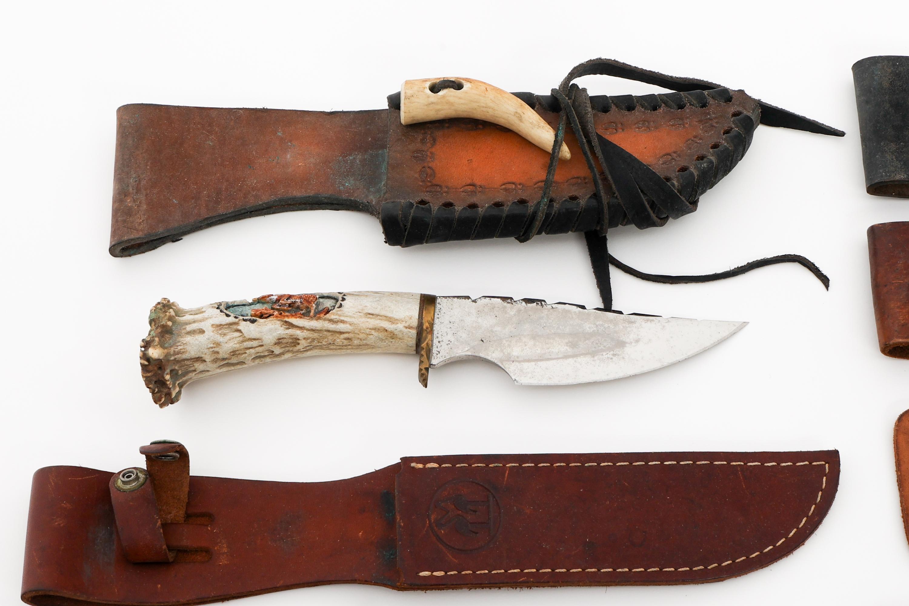 STAG HORN HUNTING KNIVES & LEATHER SHEATHS