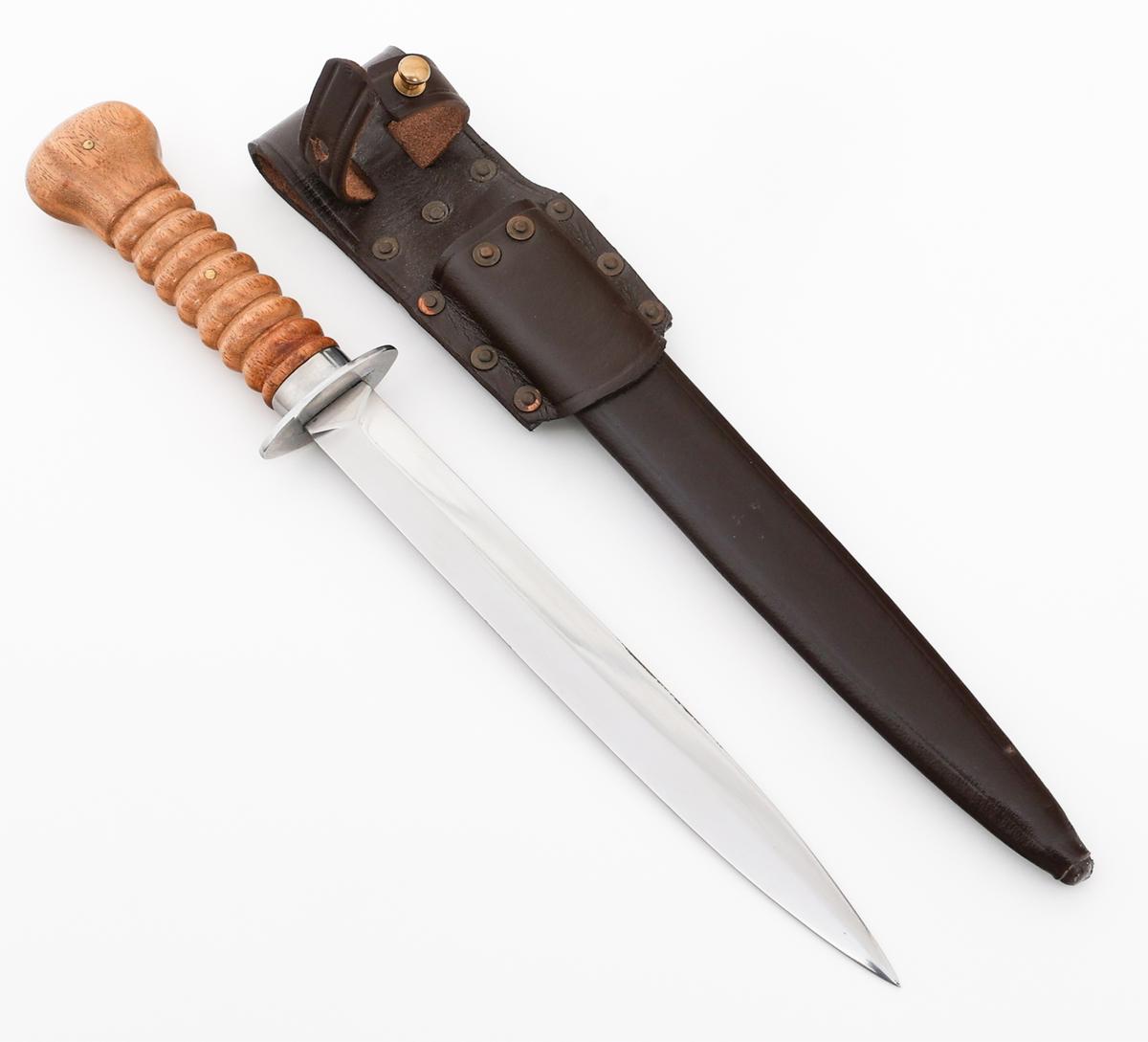 MODERN COPY OF WWII DUTCH STORMDOLK COMMANDO KNIFE