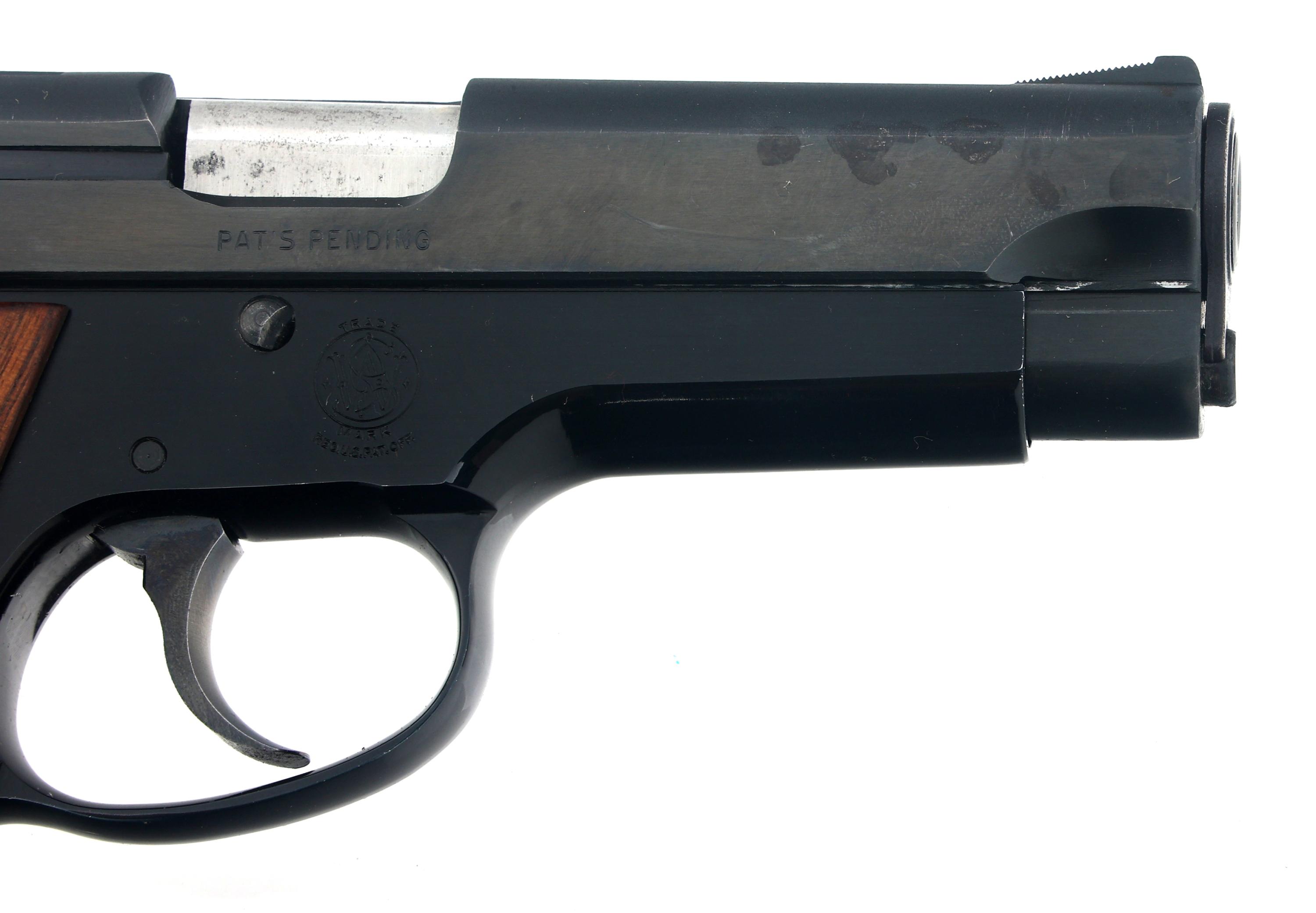 SMITH & WESSON MODEL 39-2 9x19mm CALIBER PISTOL