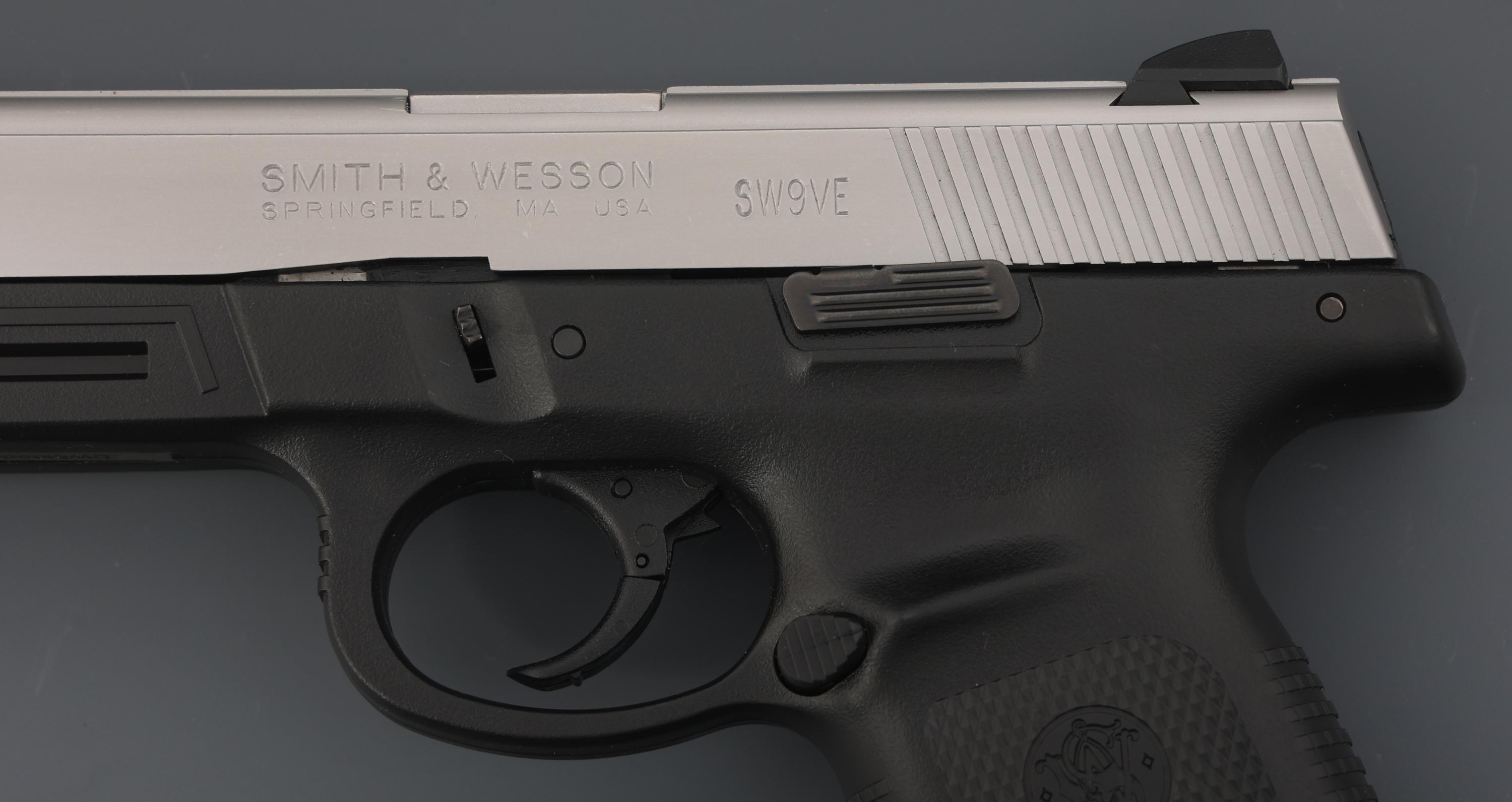 SMITH & WESSON MODEL SW9VE 9x19mm CALIBER PISTOL