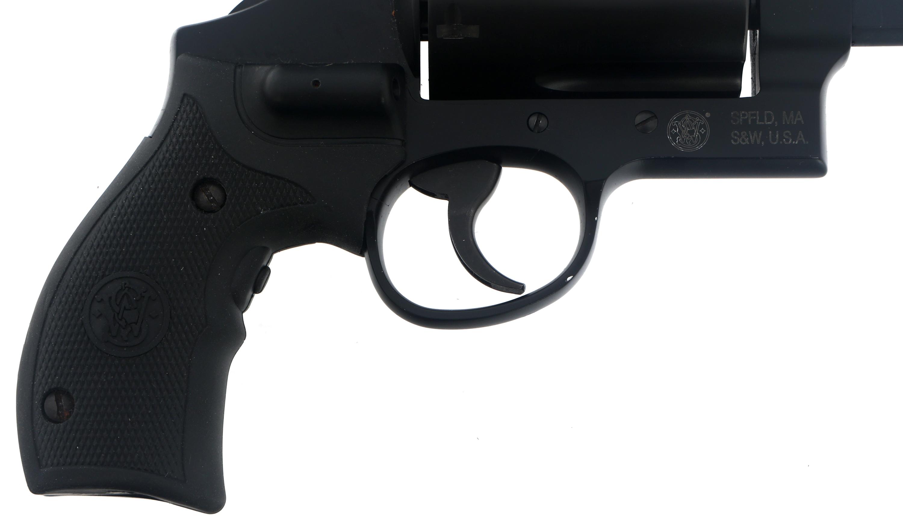 SMITH & WESSON GOVERNOR .45 CAL /.410 GA REVOLVER