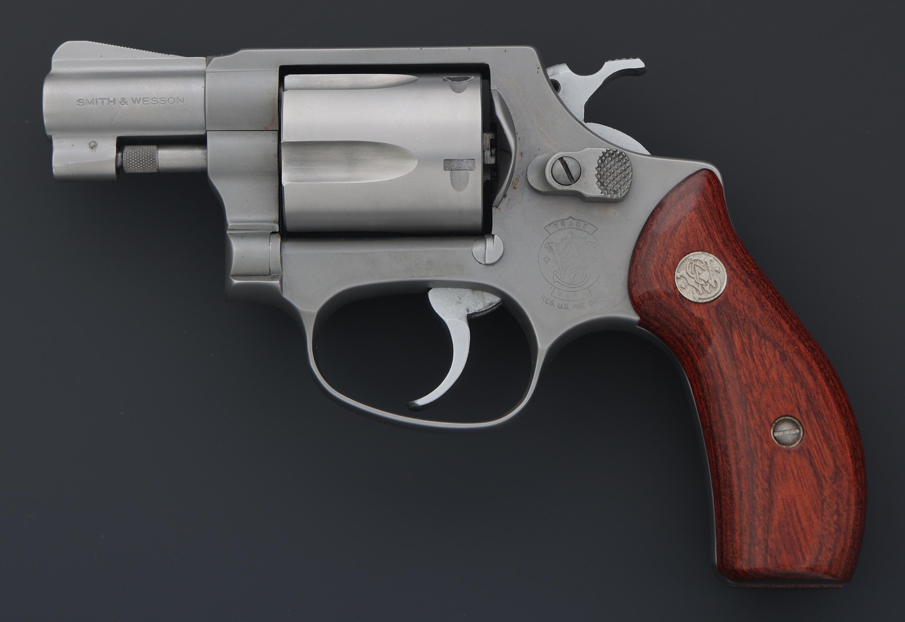 SMITH & WESSON MODEL 60-7 LADY SMITH .38 REVOLVER