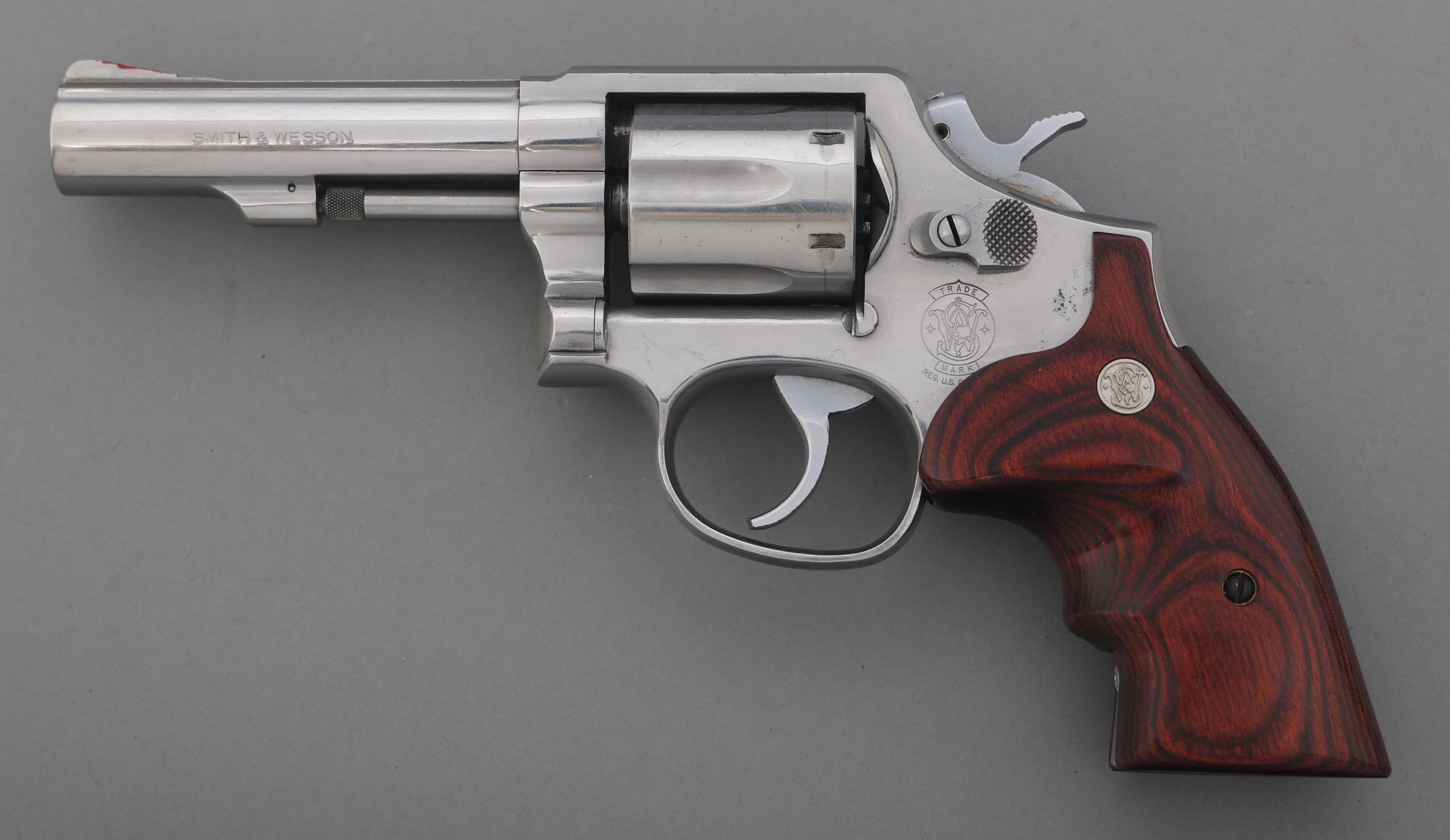 SMITH & WESSON MODEL 64-5 .38 SPECIAL REVOLVER