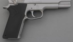 SMITH & WESSON MODEL 1006 10MM CALIBER PISTOL