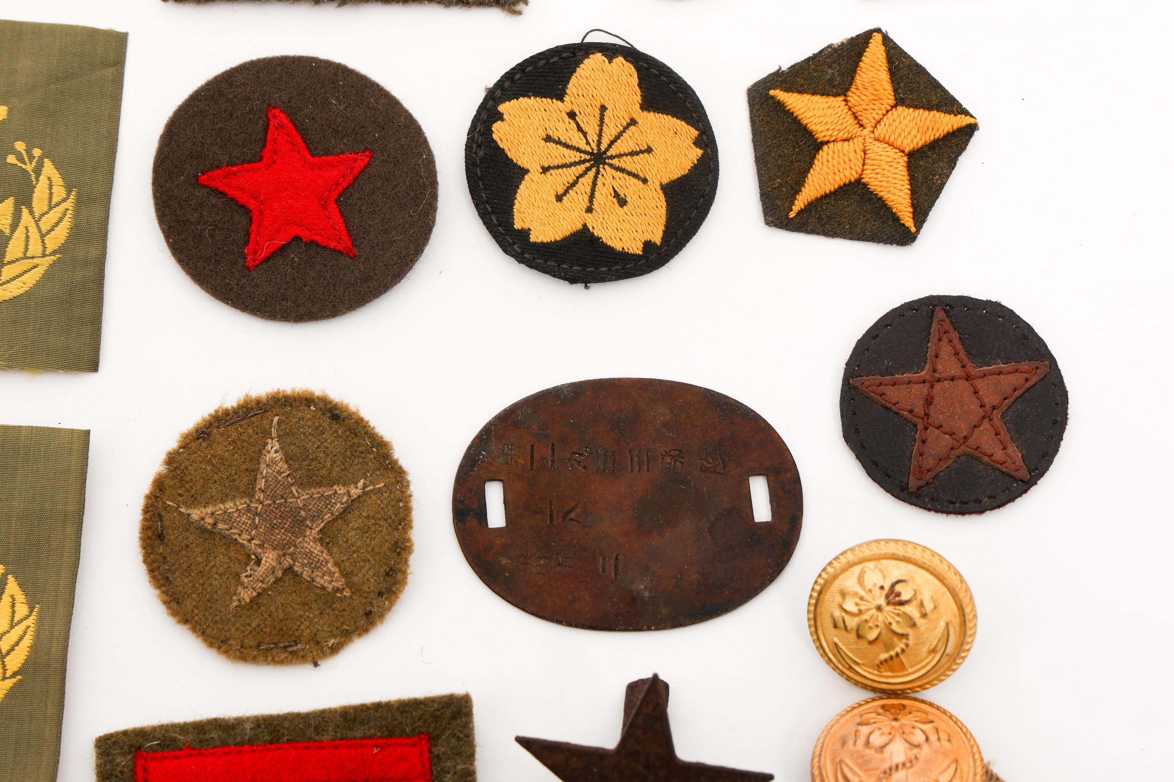 WWII IMPERIAL JAPANESE INSIGNIA, RANKS & BUTTONS