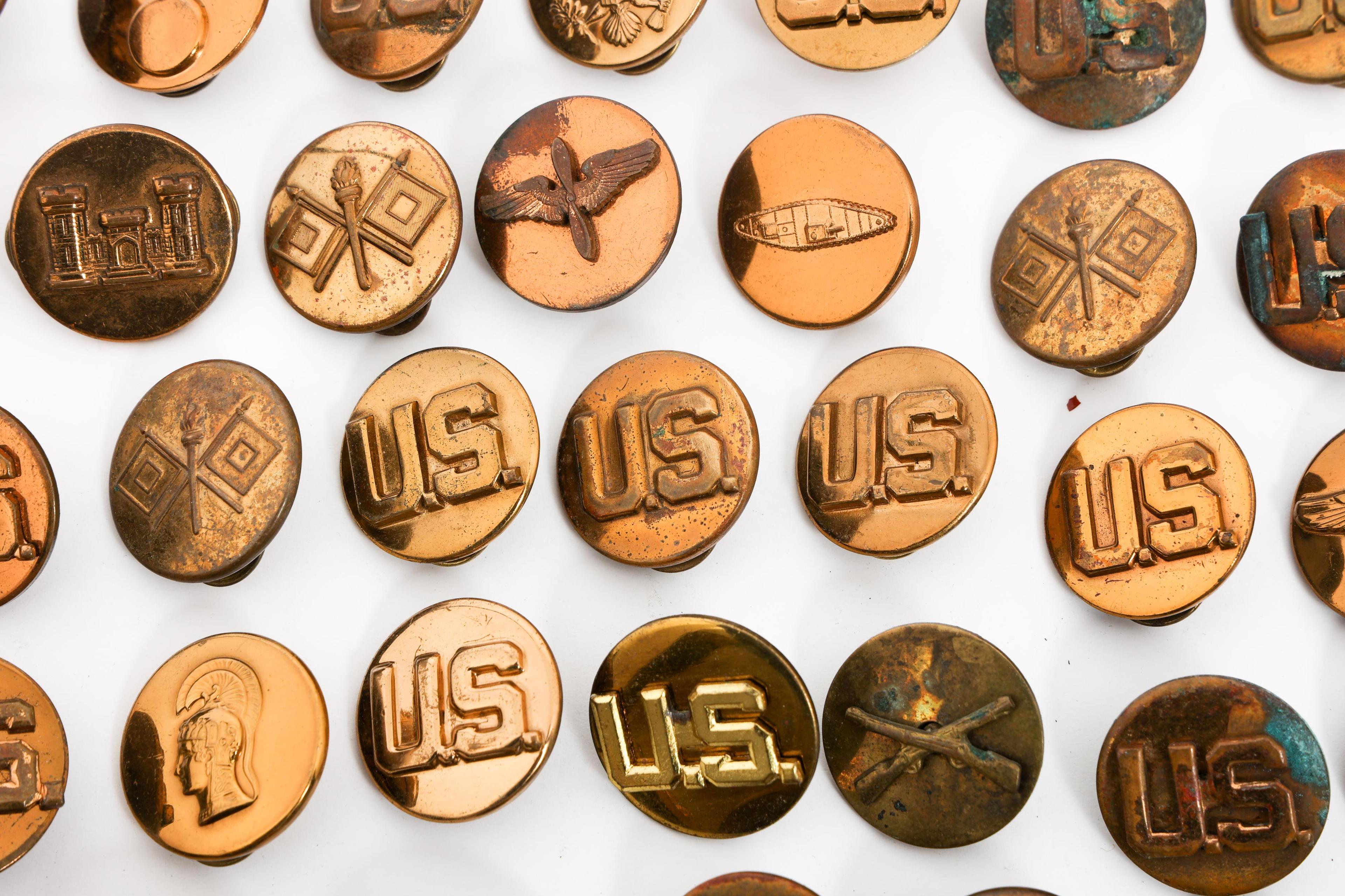 WWII US ARMY ENLISTED COLLAR DISCS