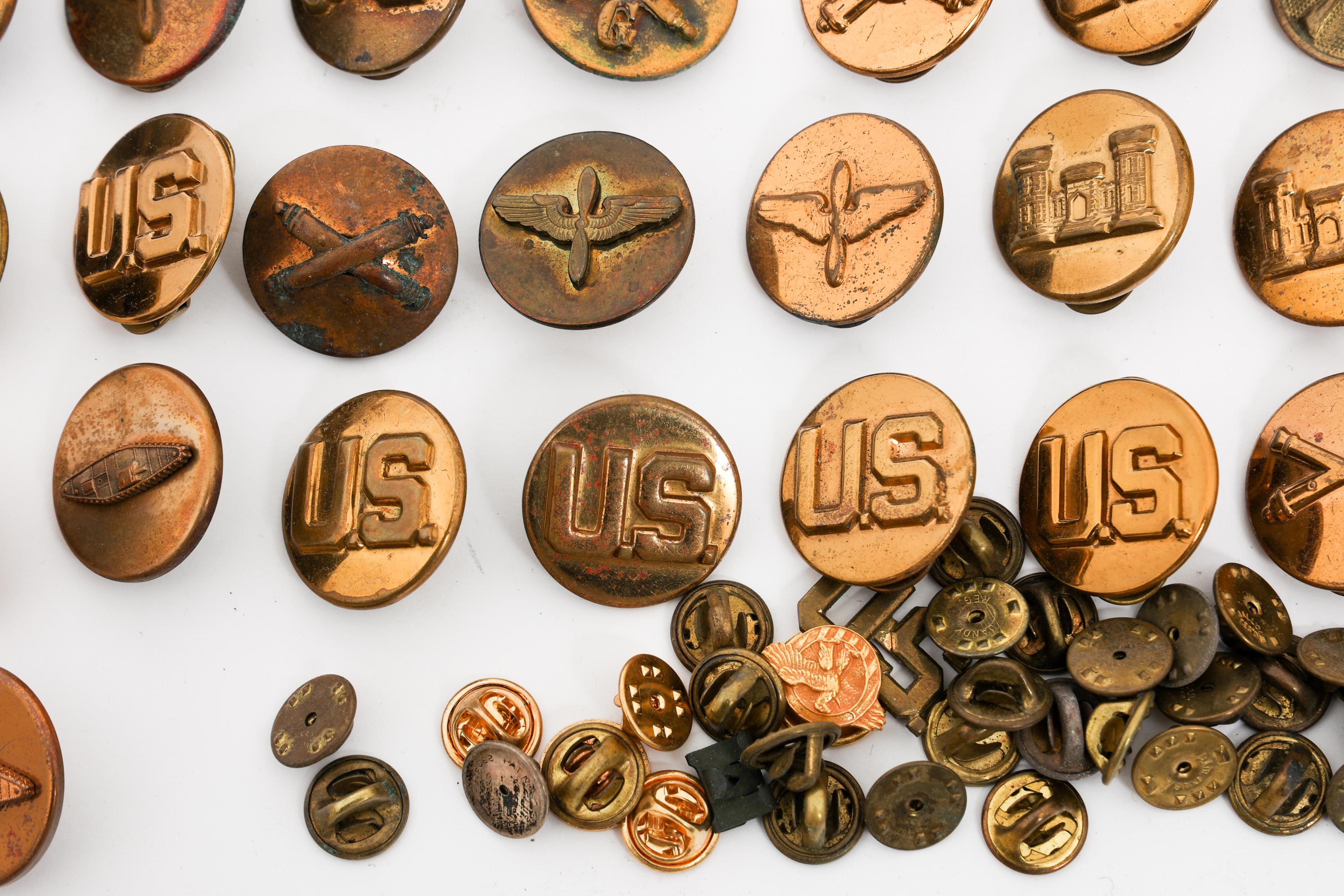 WWII US ARMY ENLISTED COLLAR DISCS