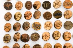 WWII US ARMY ENLISTED COLLAR DISCS