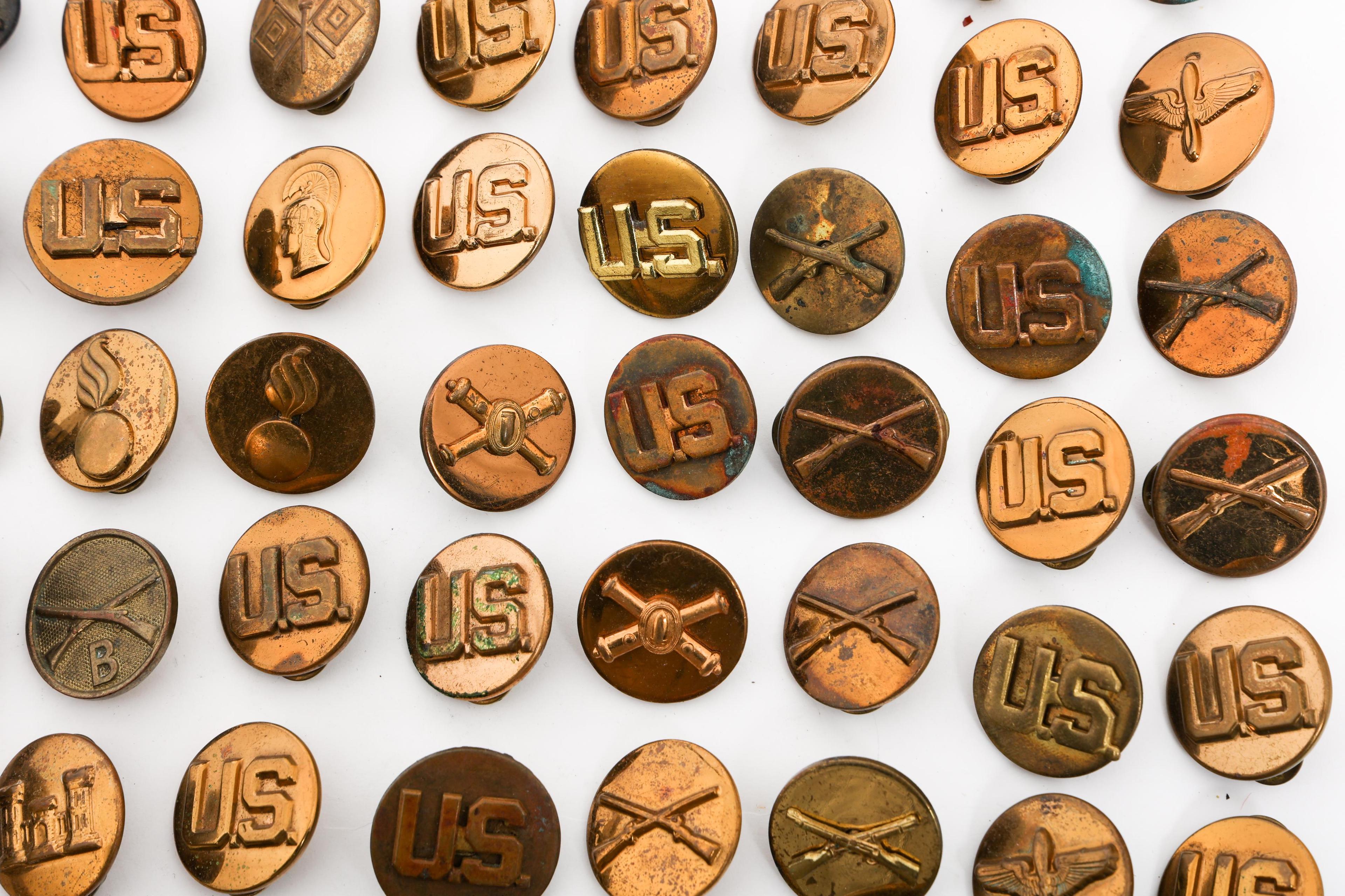WWII US ARMY ENLISTED COLLAR DISCS