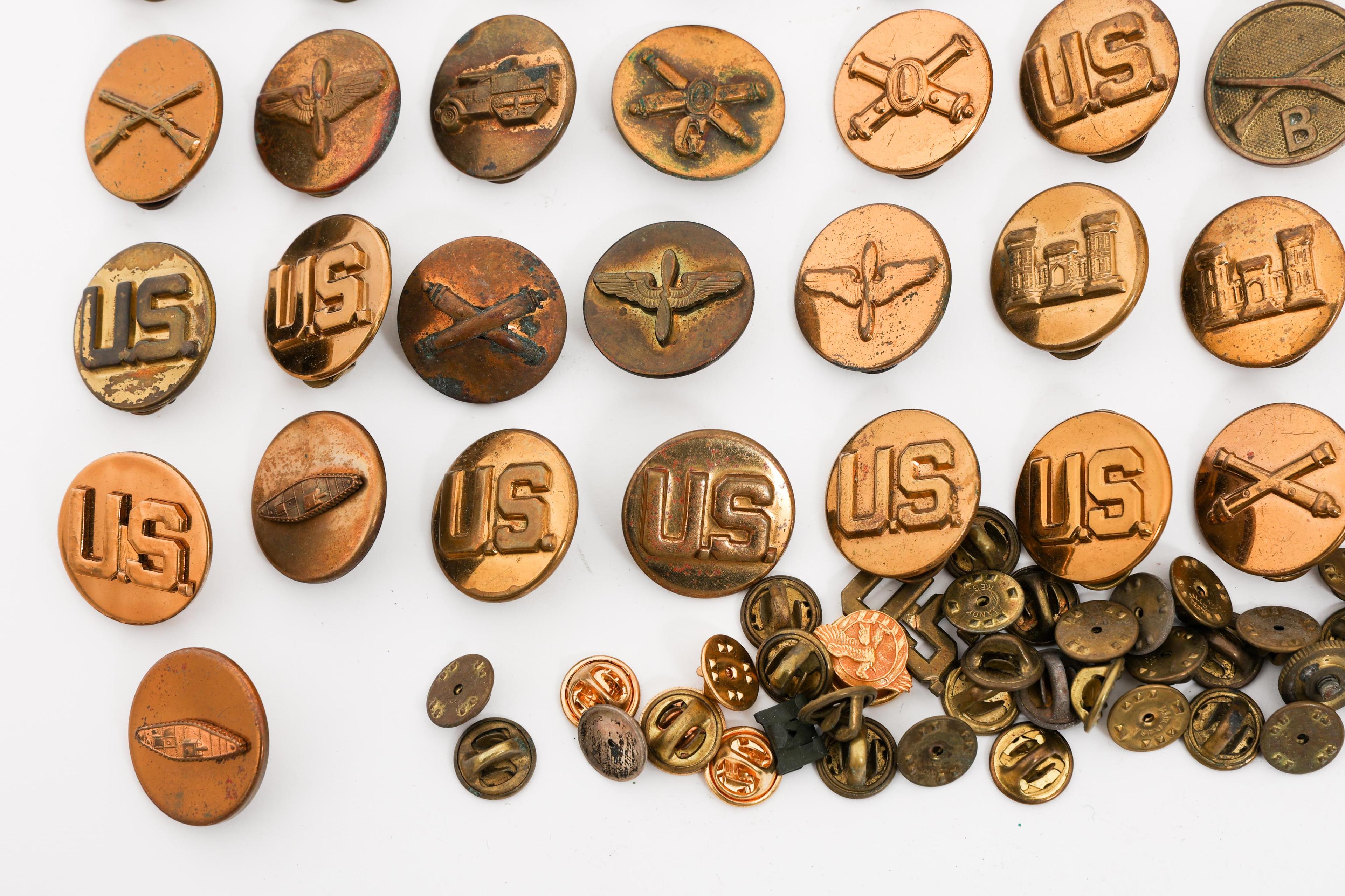 WWII US ARMY ENLISTED COLLAR DISCS