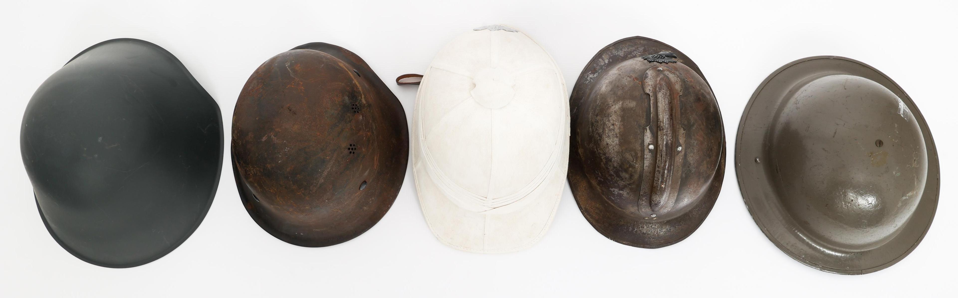 WWII - COLD WAR WORLD MILITARY COMBAT HELMETS