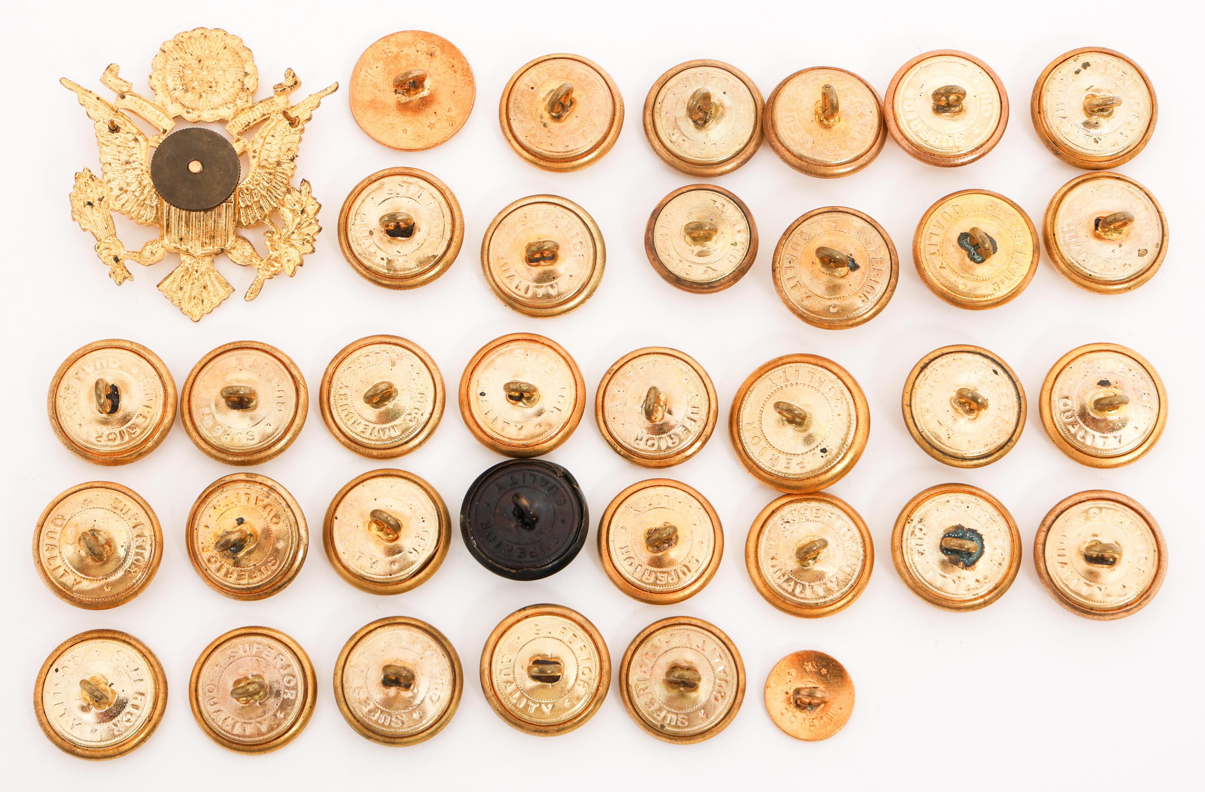 US ARMED FORCES & NATIONAL GUARD UNIFORM BUTTONS