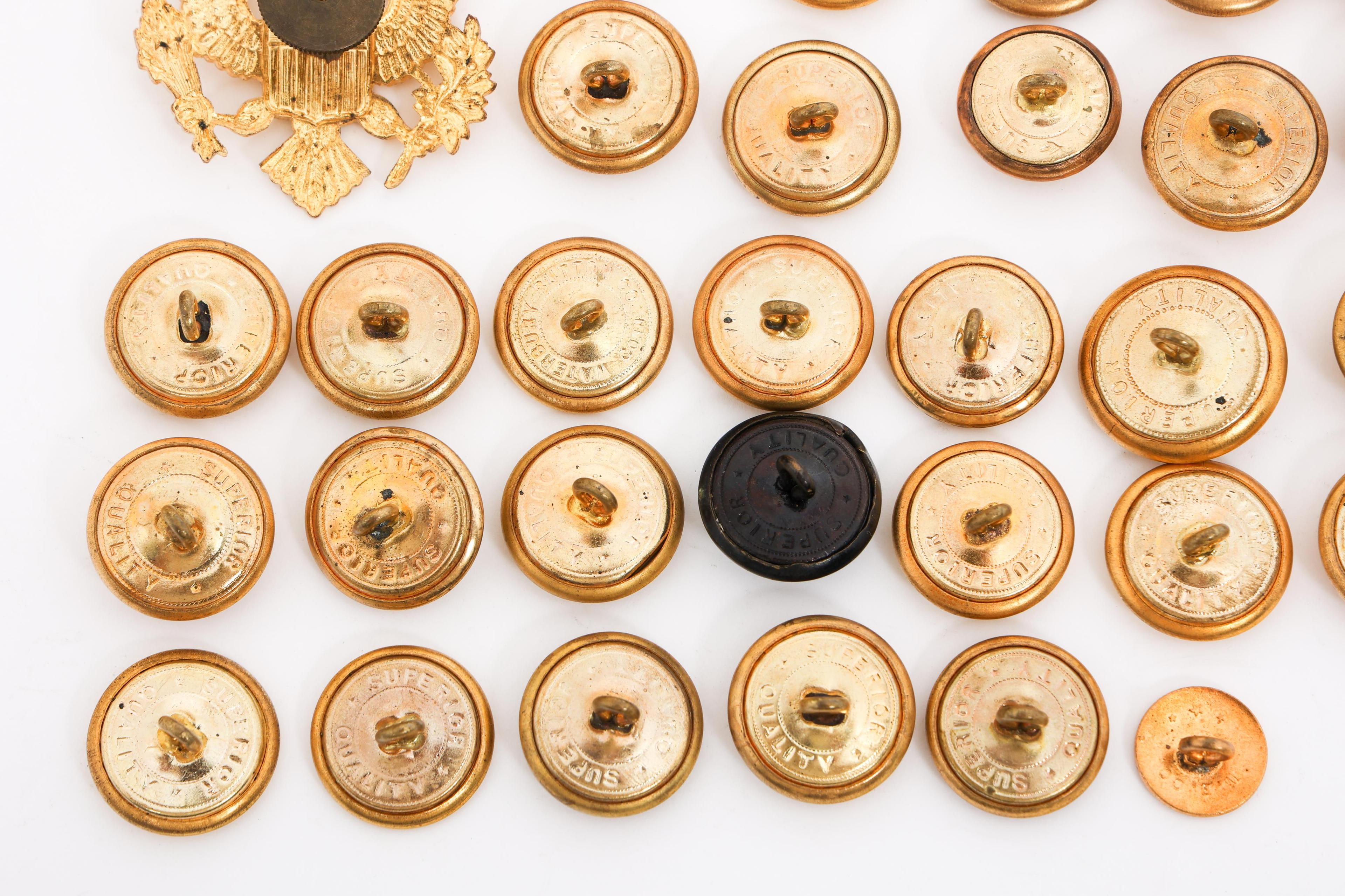 US ARMED FORCES & NATIONAL GUARD UNIFORM BUTTONS