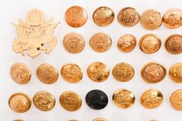US ARMED FORCES & NATIONAL GUARD UNIFORM BUTTONS