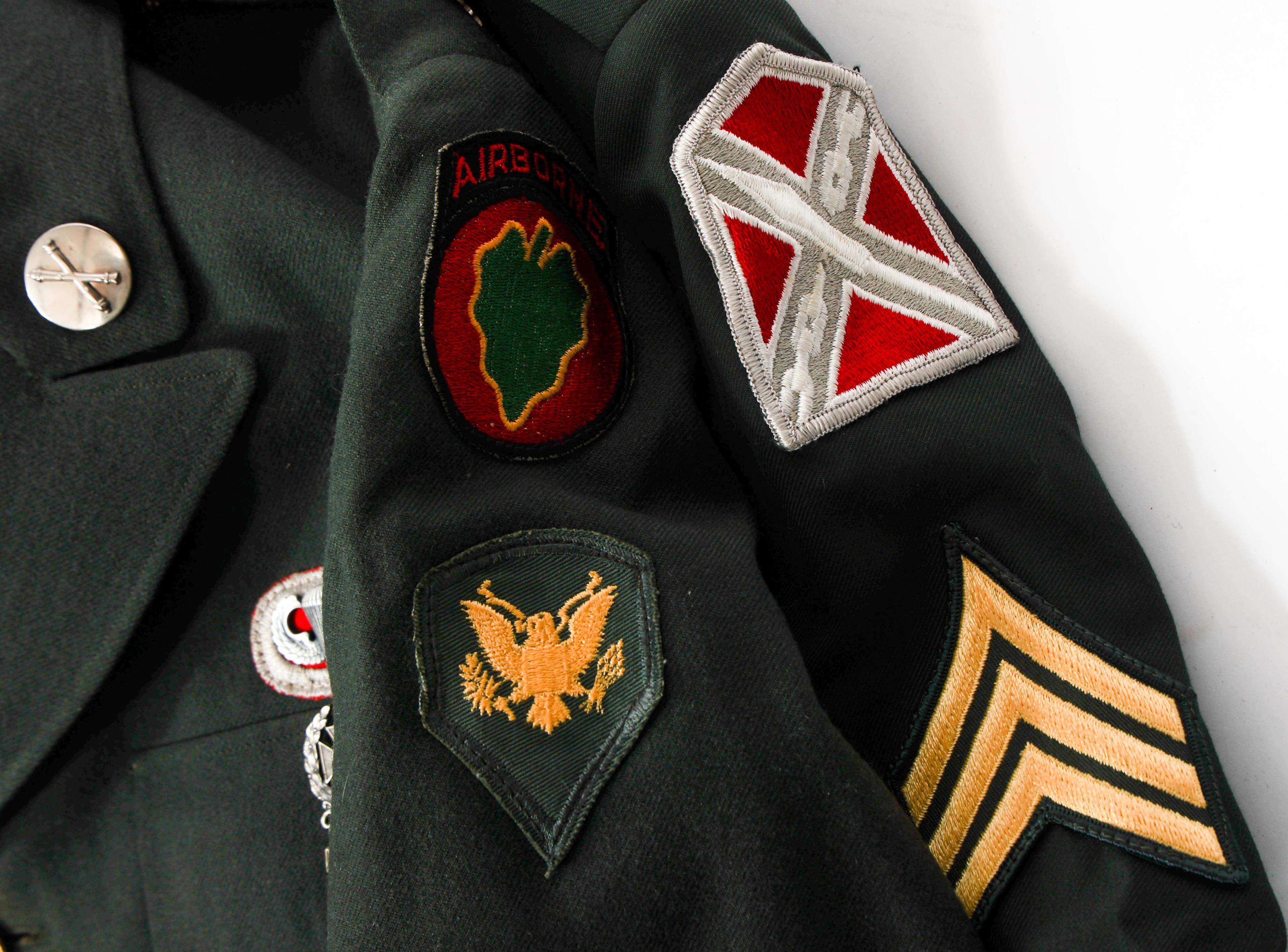 COLD WAR US ARMED FORCES UNIFORM ITEMS