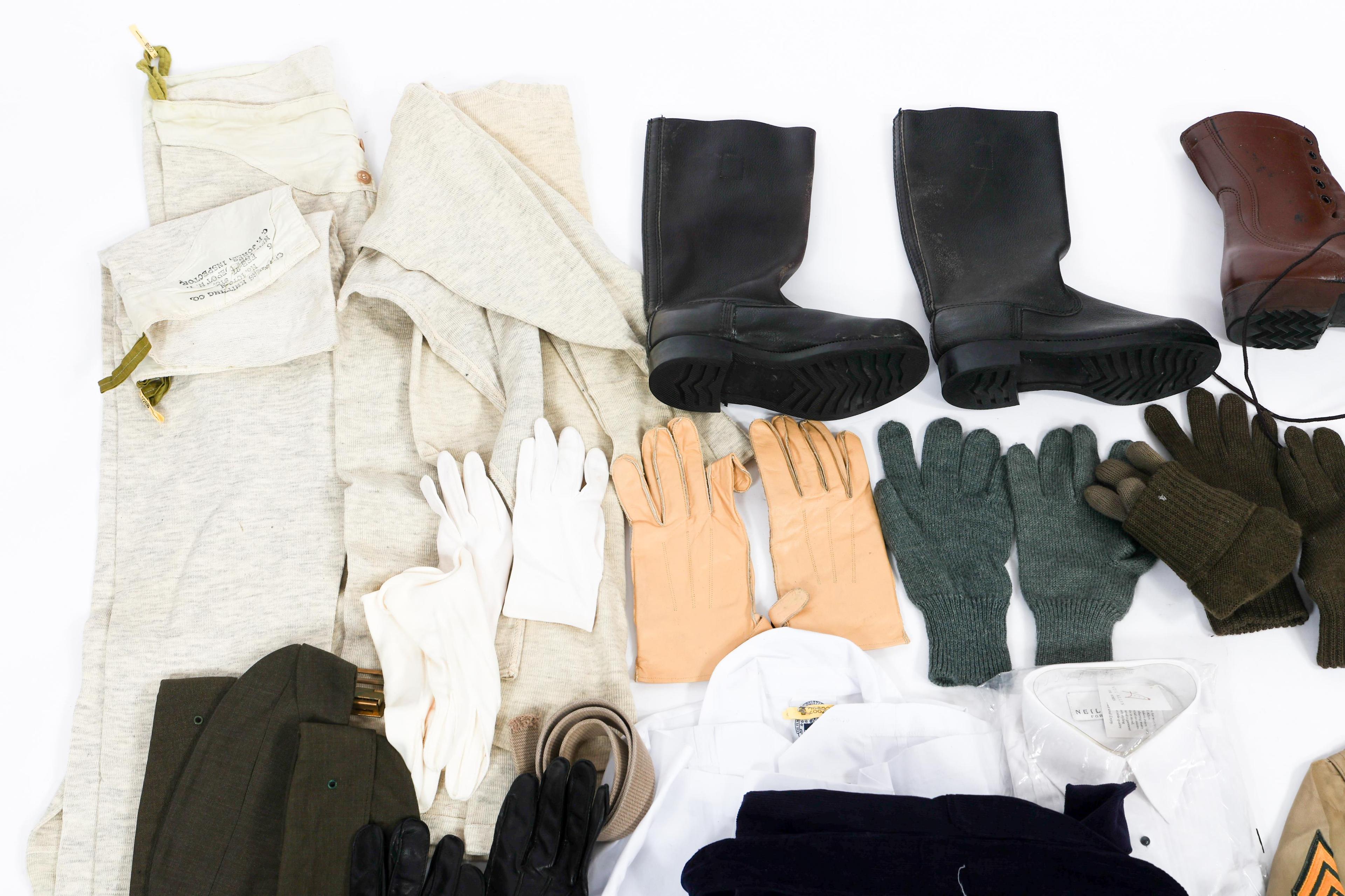 COLD WAR US ARMED FORCES UNIFORM ITEMS
