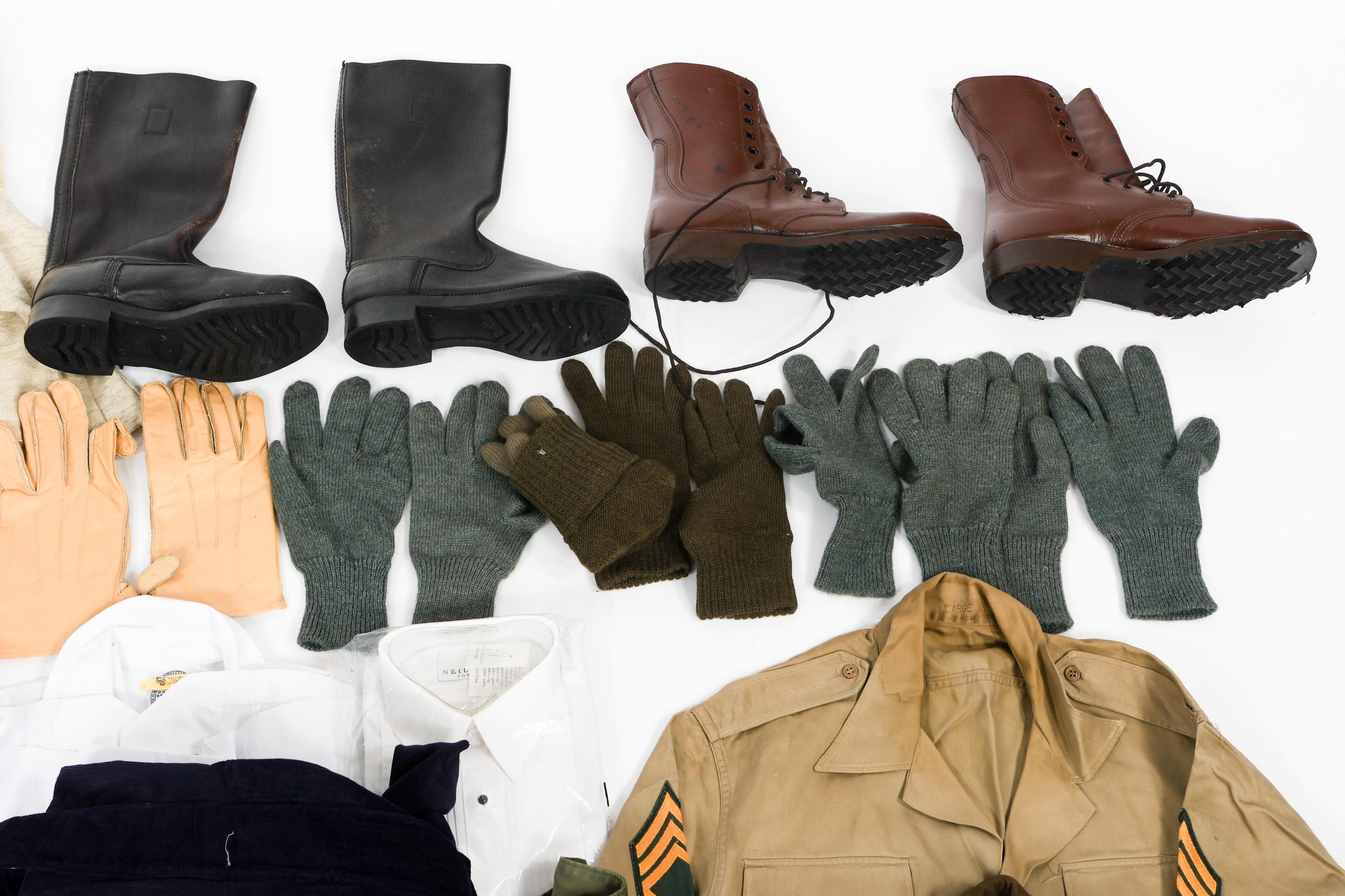 COLD WAR US ARMED FORCES UNIFORM ITEMS