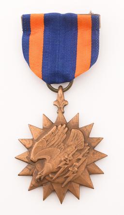 WWII USAAF 831st BOMB SQ NAMED MEDALS & PATCHES