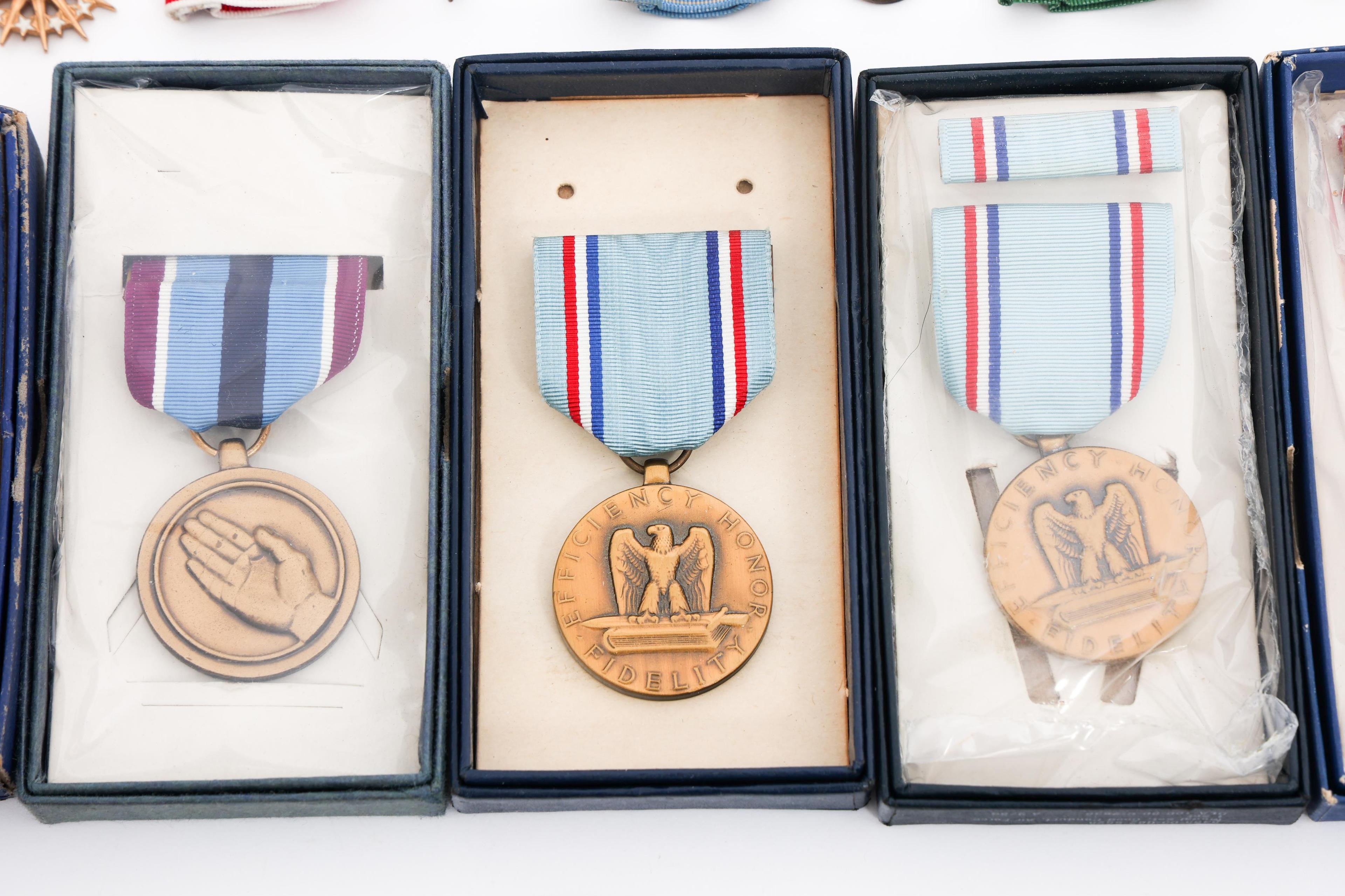 WWII - COLD WAR US ARMED FORCES MEDALS