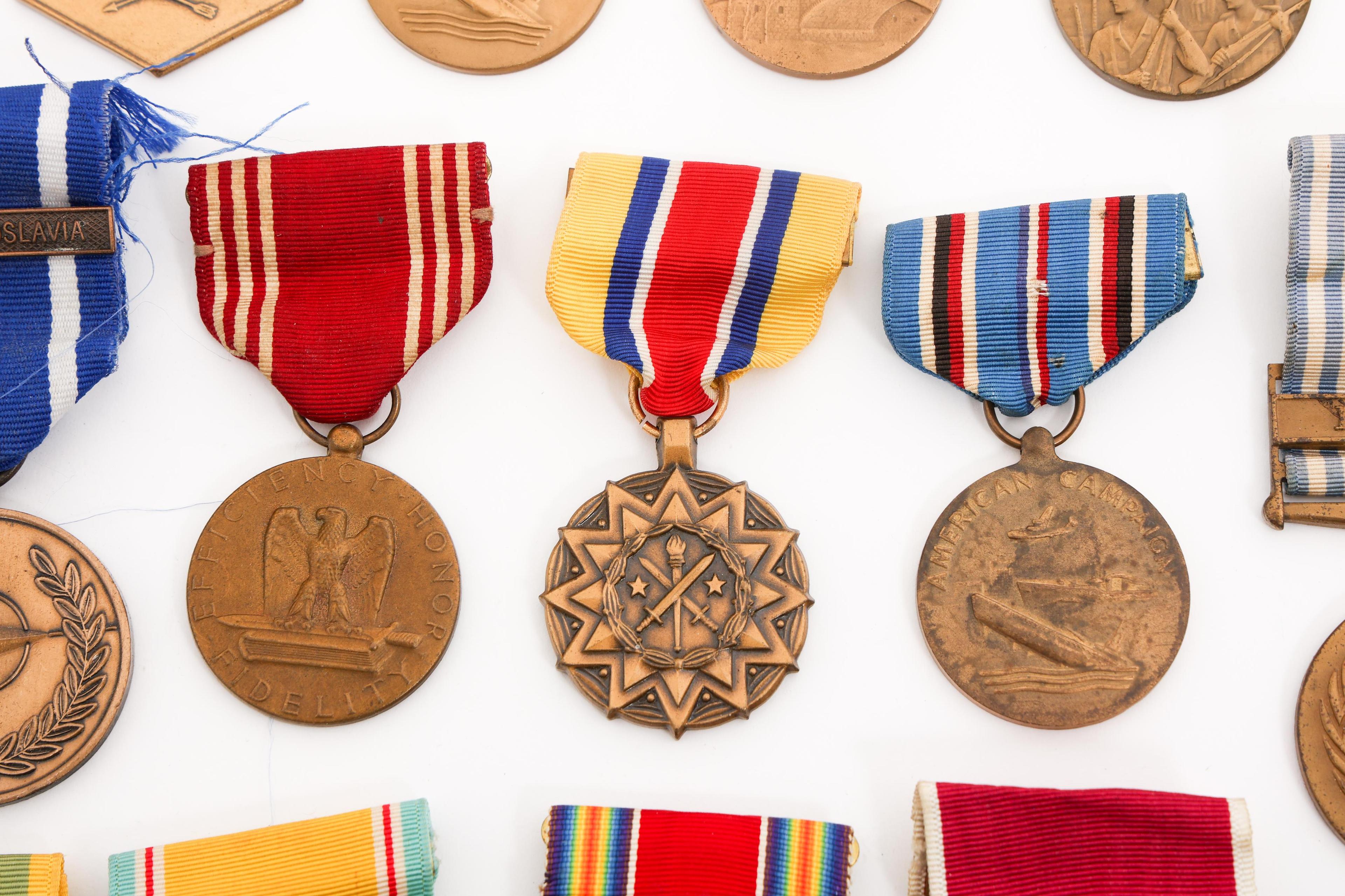 WWII - COLD WAR US ARMED FORCES MEDALS
