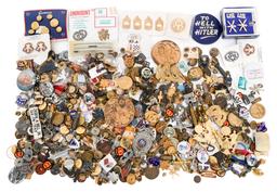 WWII - COLD WAR US ARMED FORCES INSIGNIA BONANZA