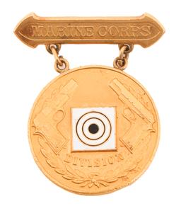 1932 USMC PISTOL MARKSMANSHIP BADGE IN 18K GOLD