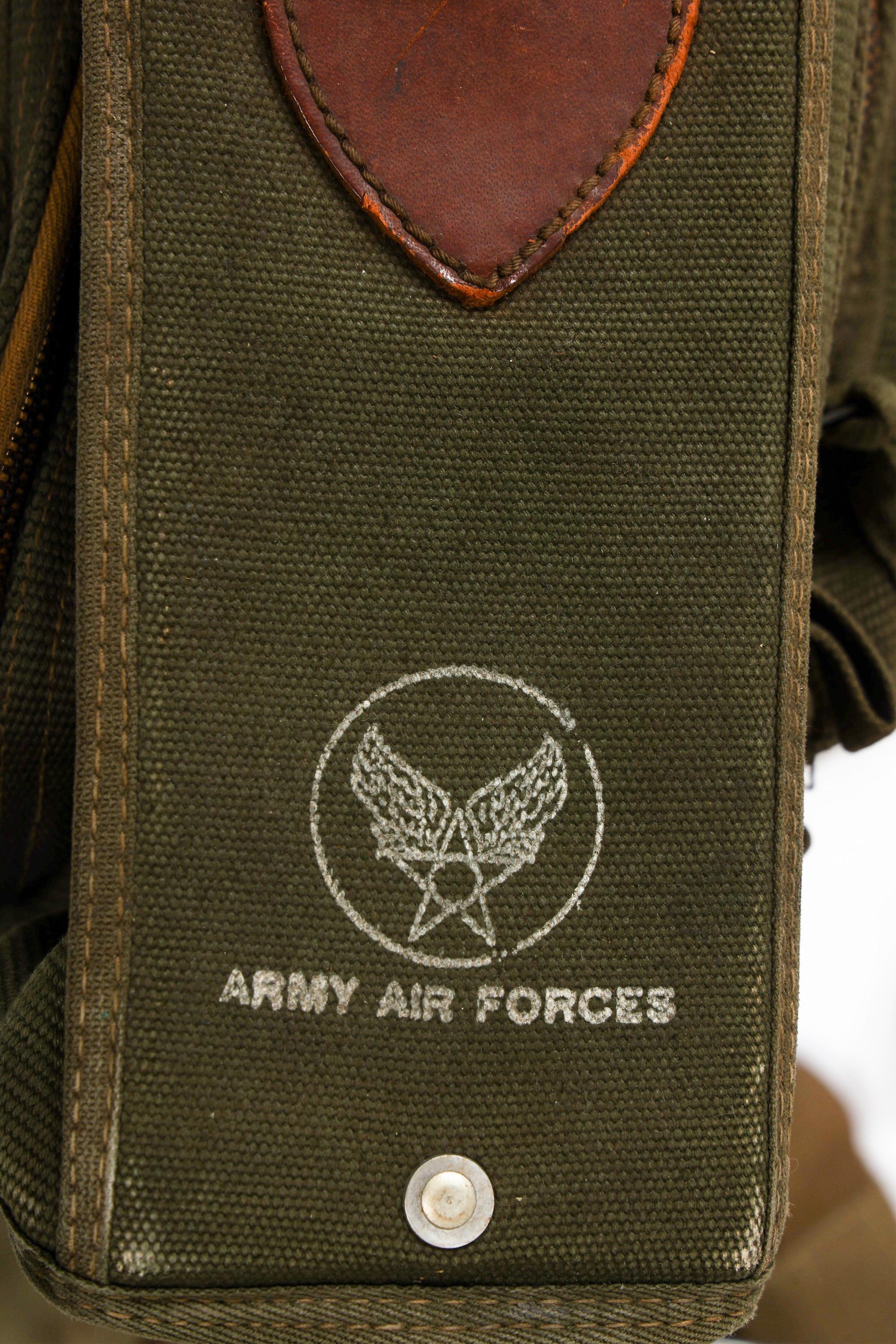 WWII US ARMY CARTRIDGE BELT & FIELD GEAR