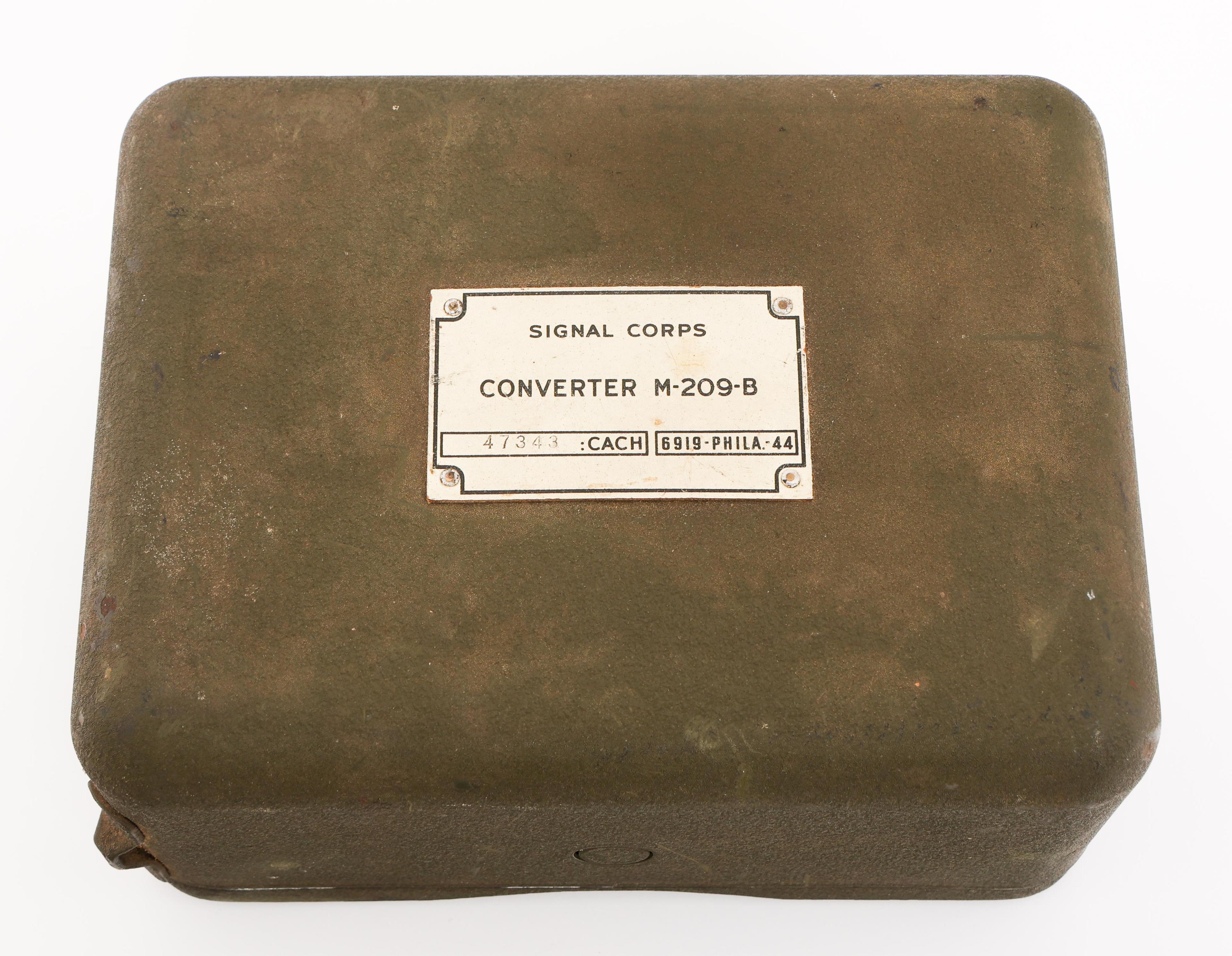 WWII US ARMY SIGNAL CORPS M-209-B CODING MACHINE