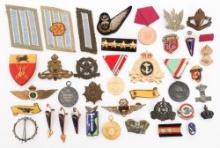 WWI - COLD WAR WORLD MILITARY MEDALS & INSIGNIA