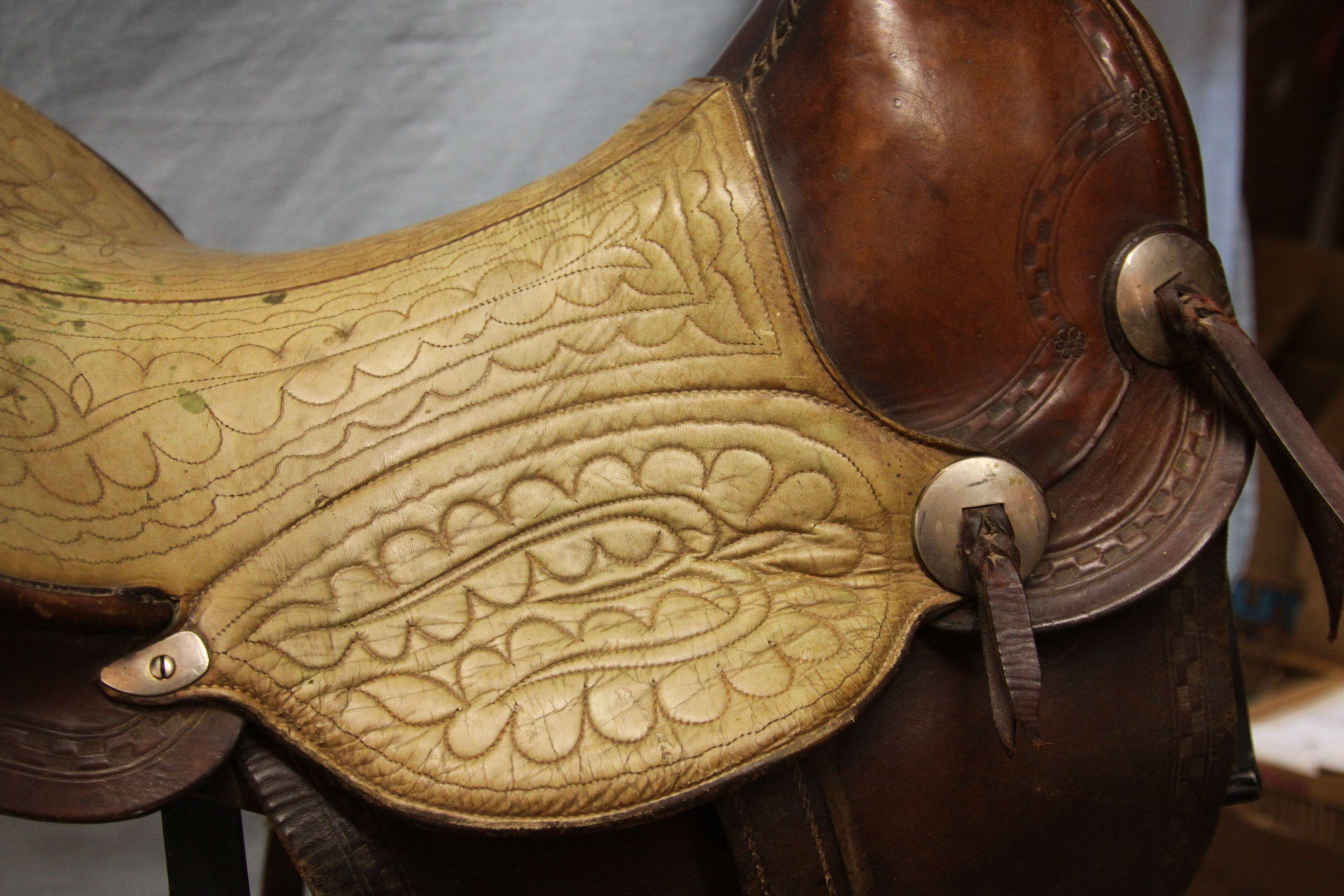 Ladies A-fork saddle, 15"