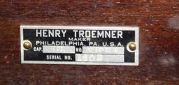 Henry Troemner gold or apothecary scale in wooden case