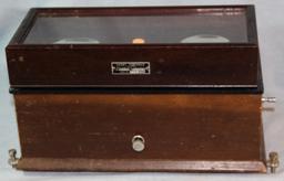 Henry Troemner gold or apothecary scale in wooden case