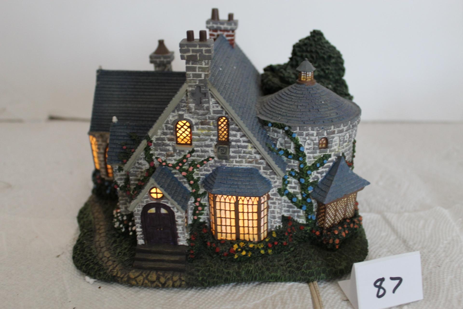 Thomas Kinkade's Illuminated Lamplight Village Collection, Hawthorne Village, Lamplight Manor